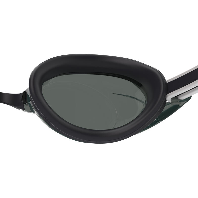 Ochelari de înot Speedo Vanquisher 3.0 Negru fumuriu