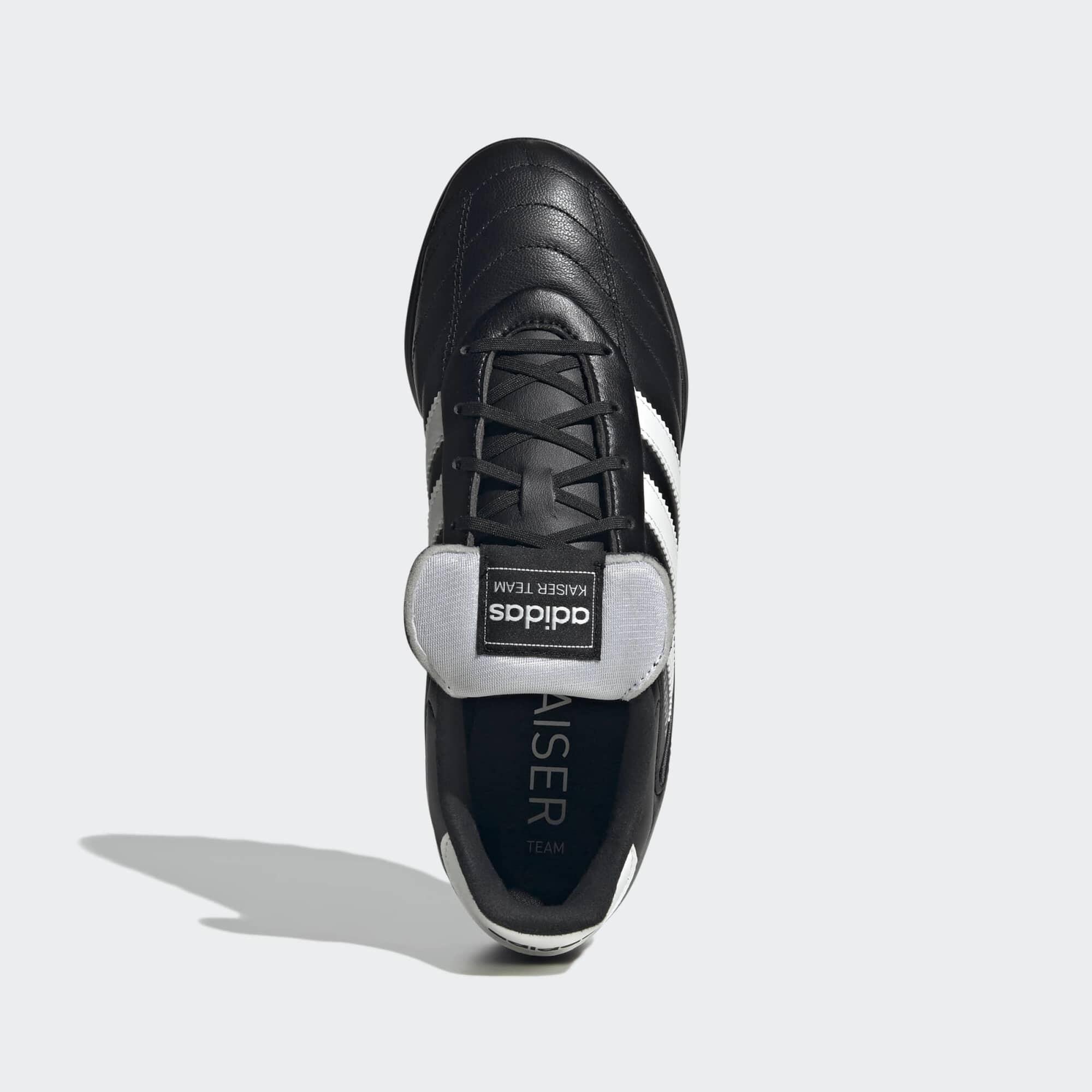 Adult Boots Kaiser Team Turf - Black | Decathlon