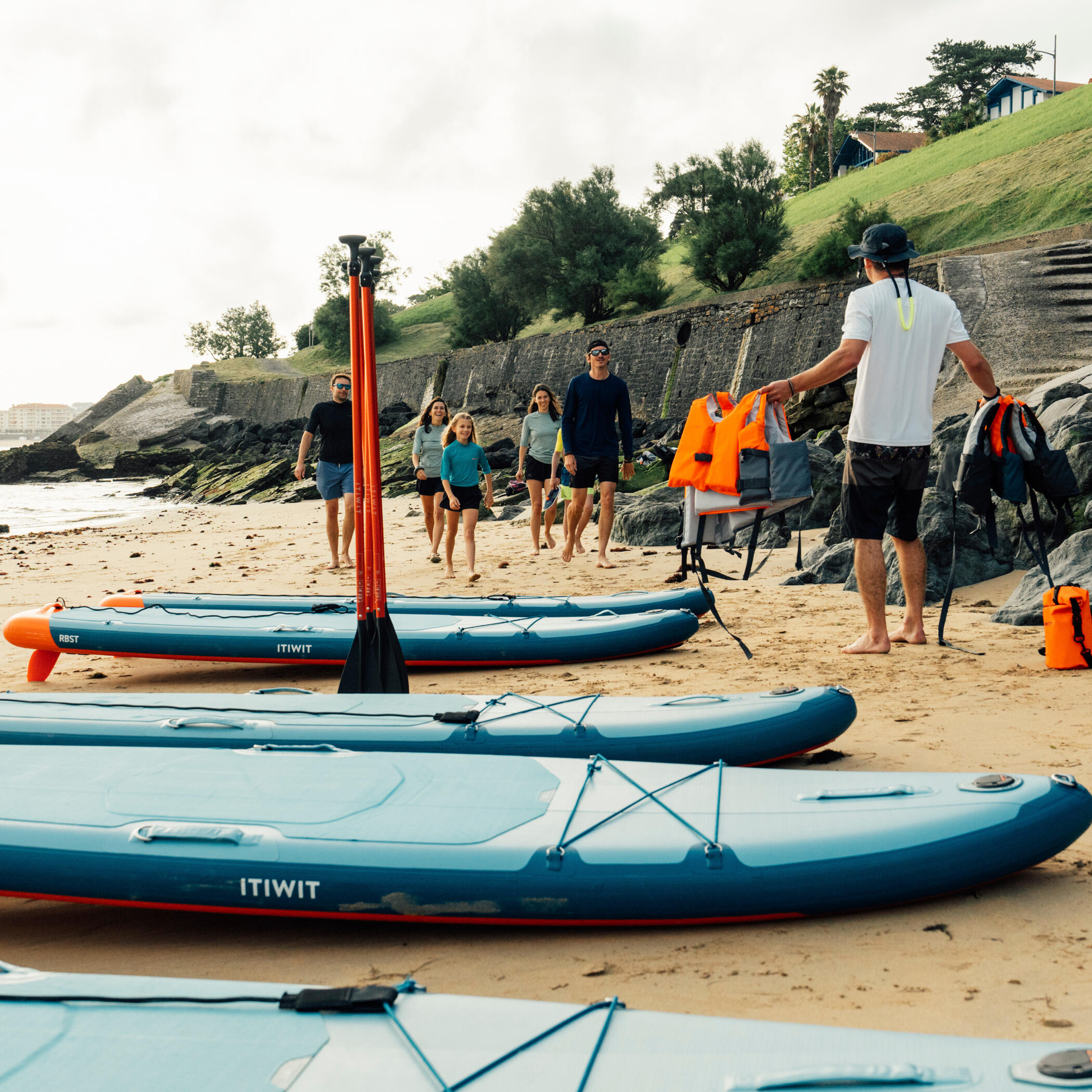 Stand up paddle gonflable robuste pour loueurs et clubs 2/20