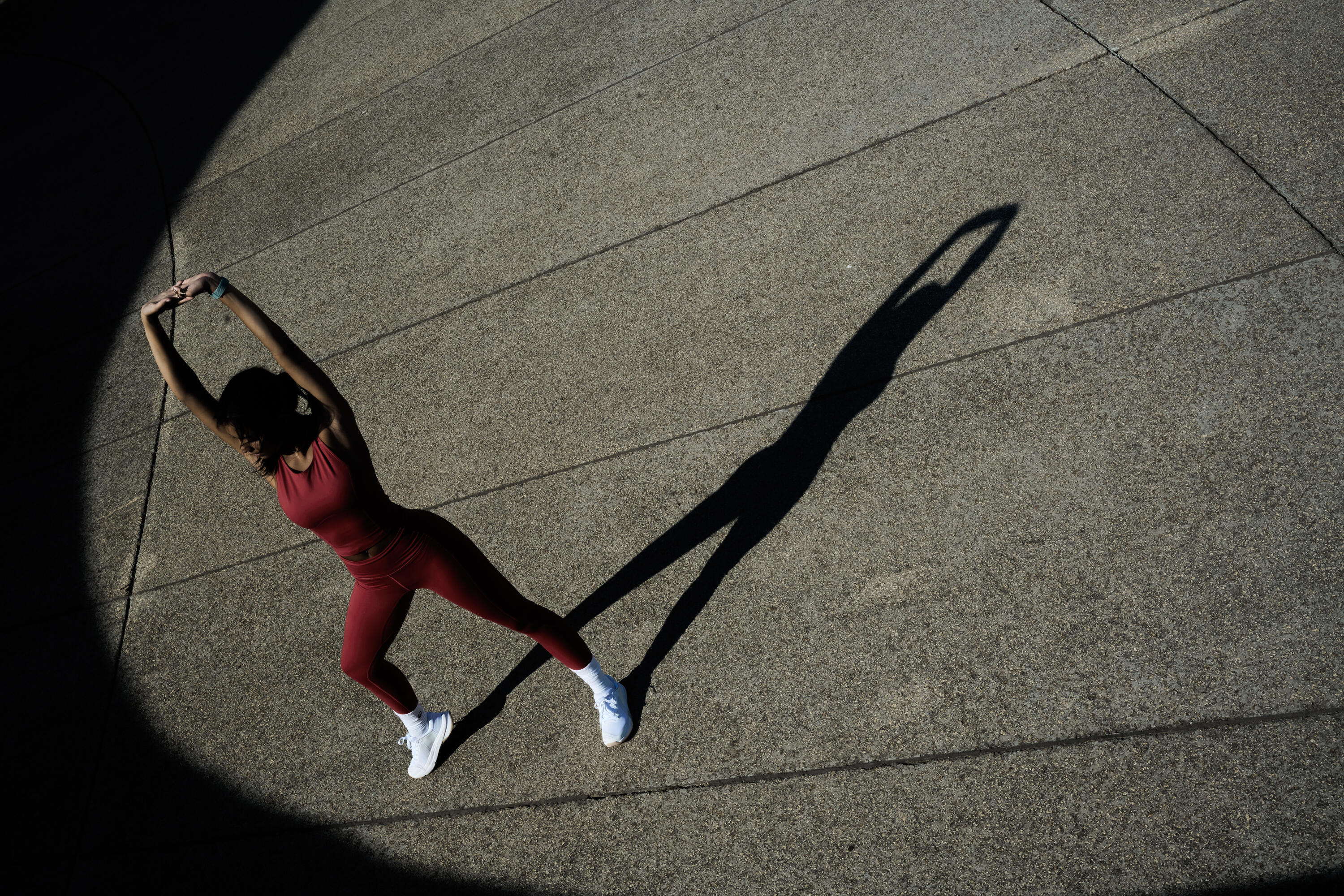 Leggings deportivos con corte moldeador de tiro alto rojo oscuro para mujer 14/21