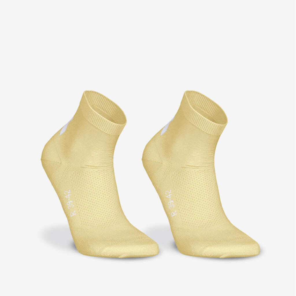 LOT de 2 PAIRES de CHAUSSETTES DE RUNNING RUN500 FINES MID YELLOW