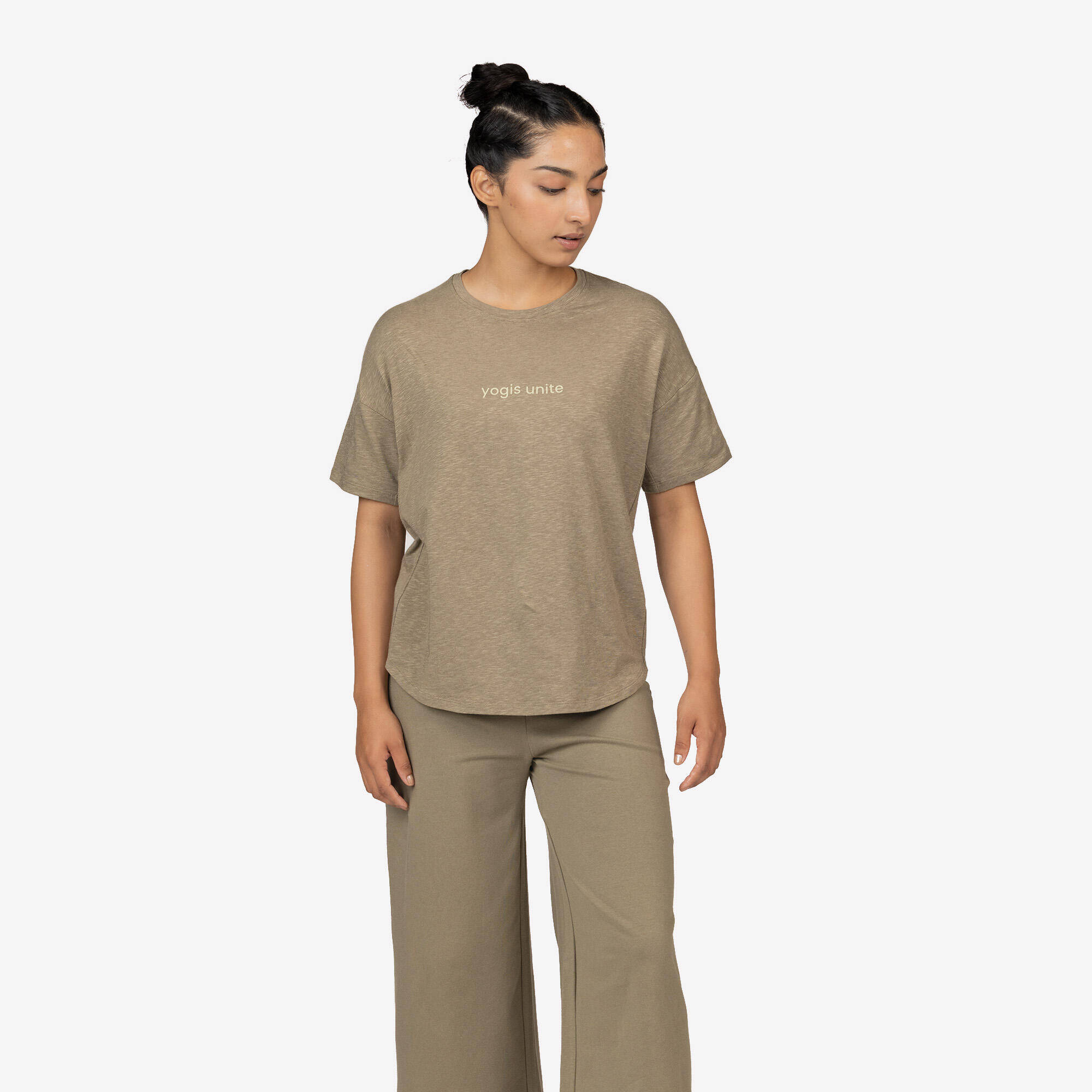 Women's Short-Sleeved Yoga T-Shirt - Wengé Brown -  5