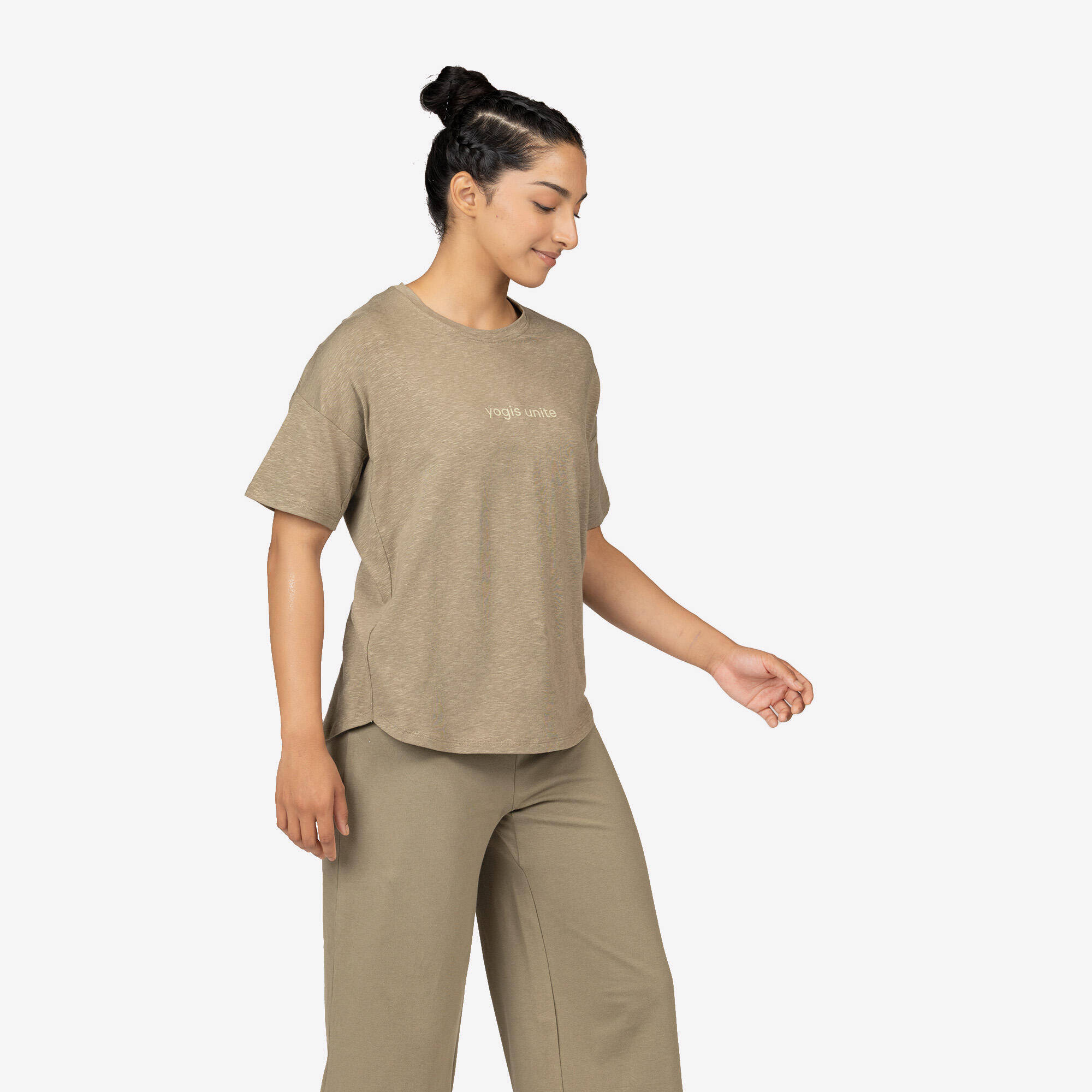 Women's Short-Sleeved Yoga T-Shirt - Wengé Brown -  3