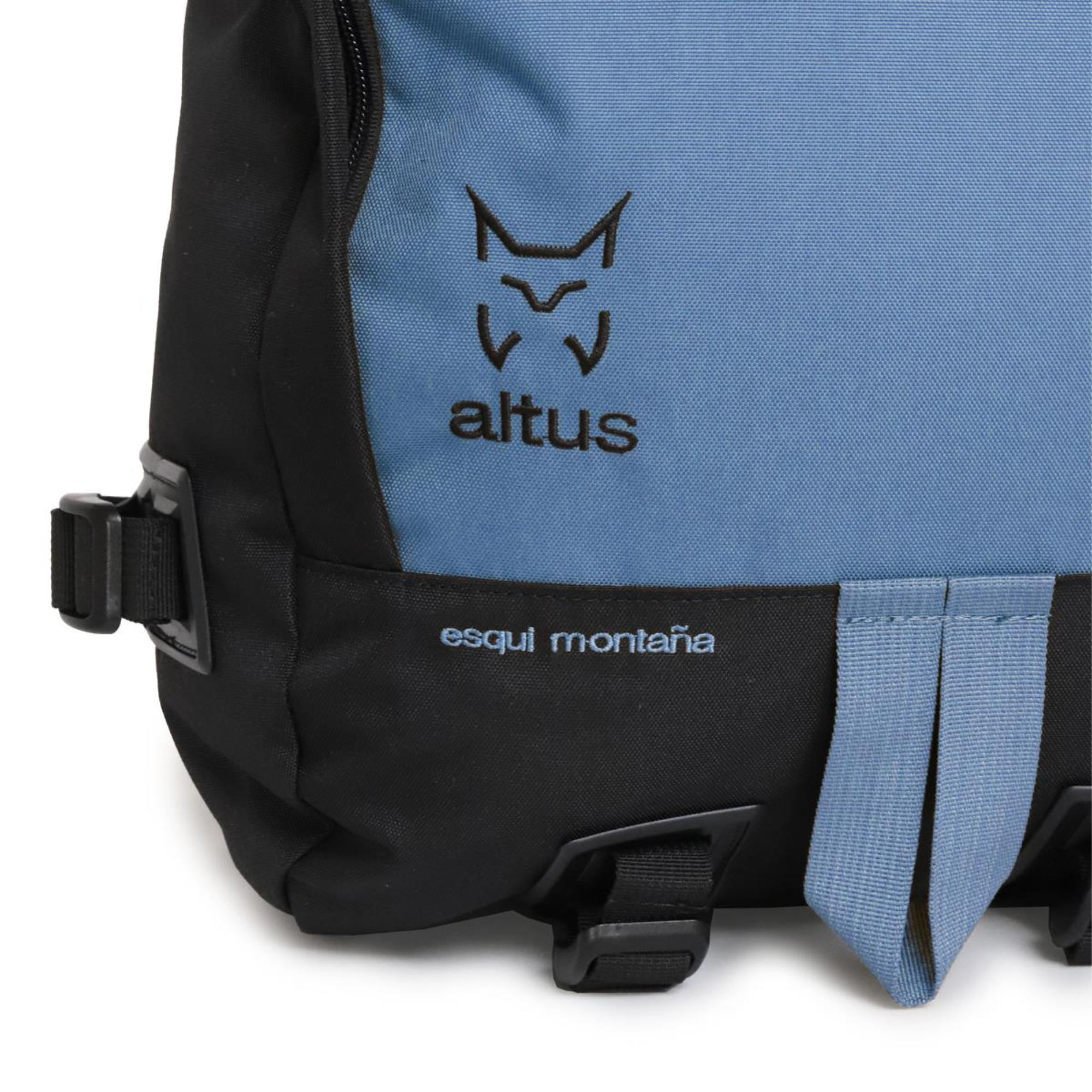 Mochila daypack 27L negro/azul grisaseo- CD 8/14