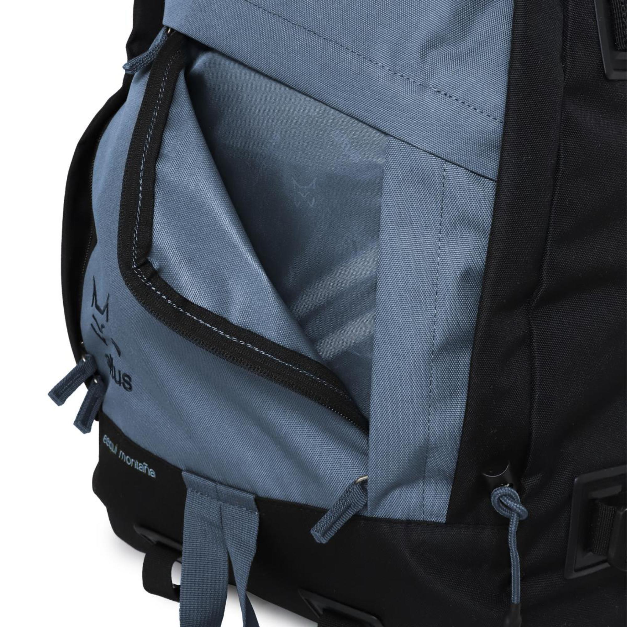 Mochila daypack 27L negro/azul grisaseo- CD 5/14