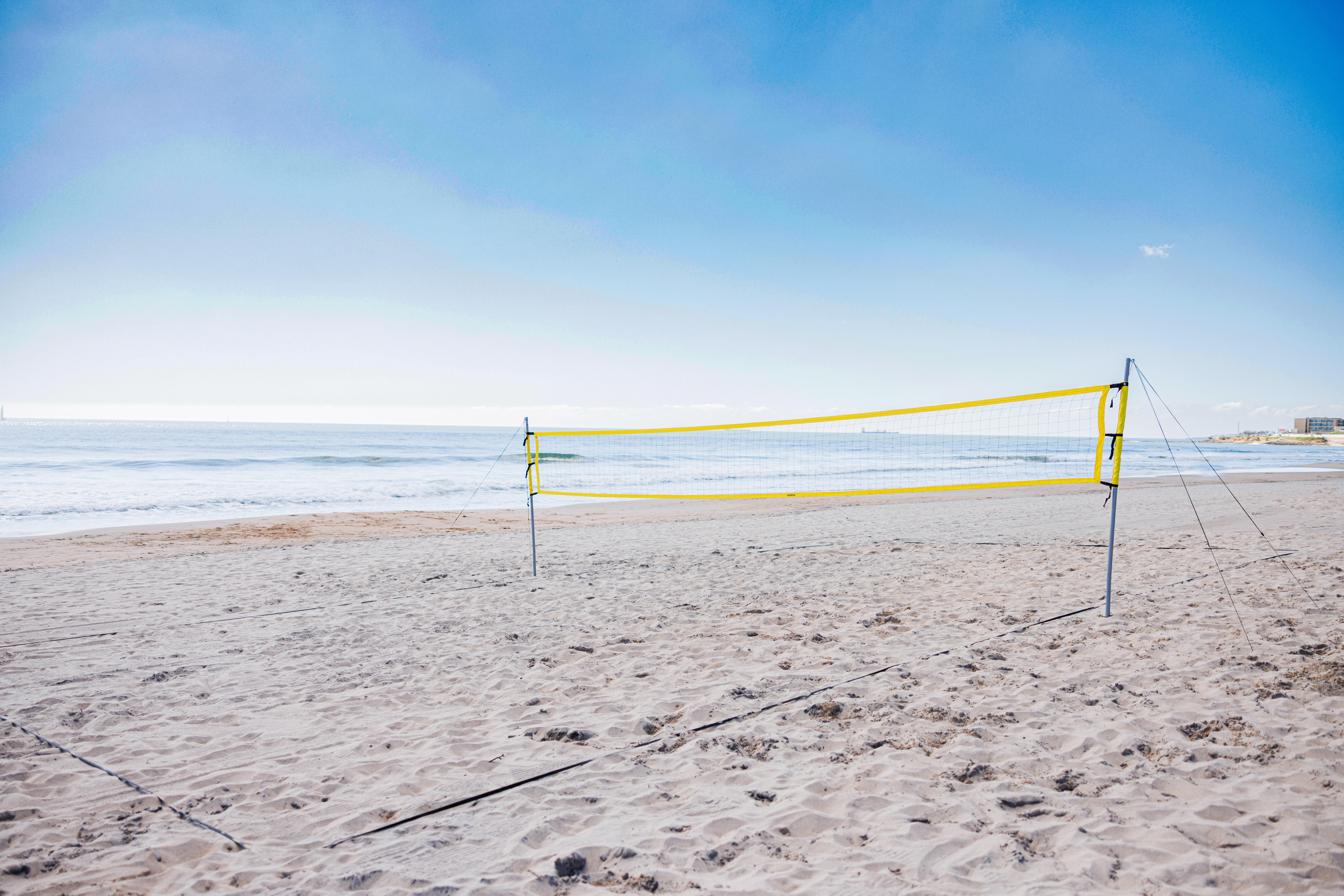 Official Dimensions Beach Volleyball Set - BV 900 Yellow