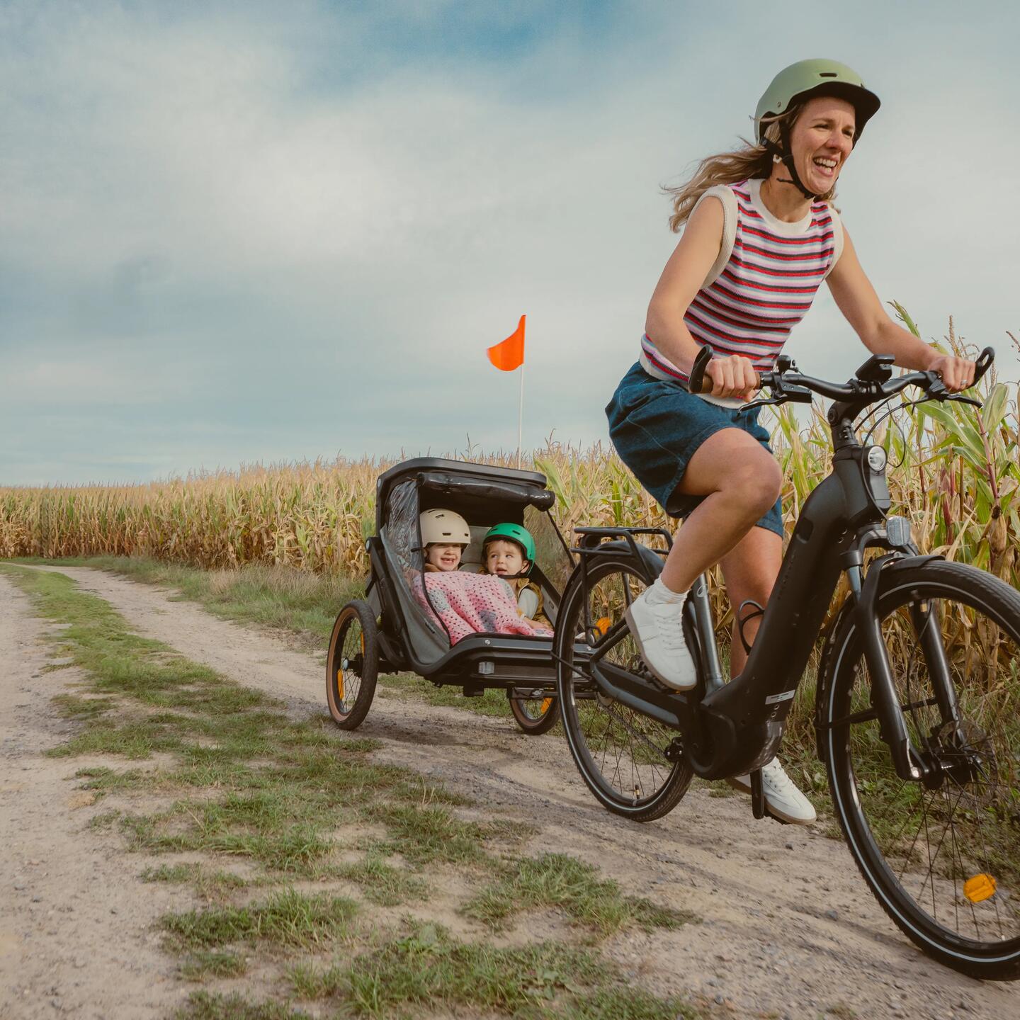 DECATHLON EXPL 900 Trailer Header