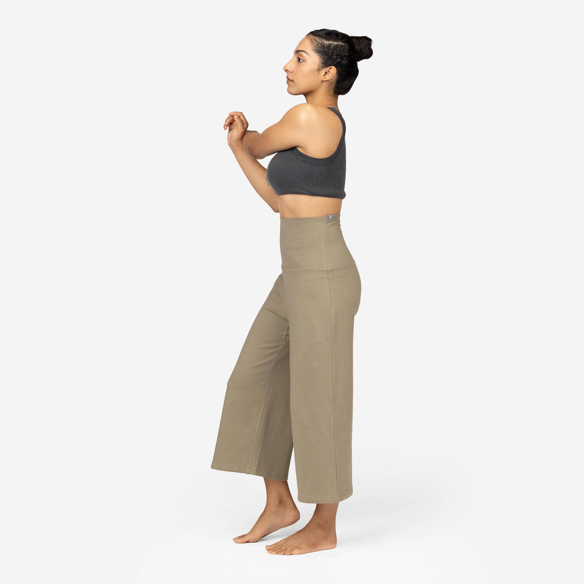 Women's high-waisted yoga capris -  5