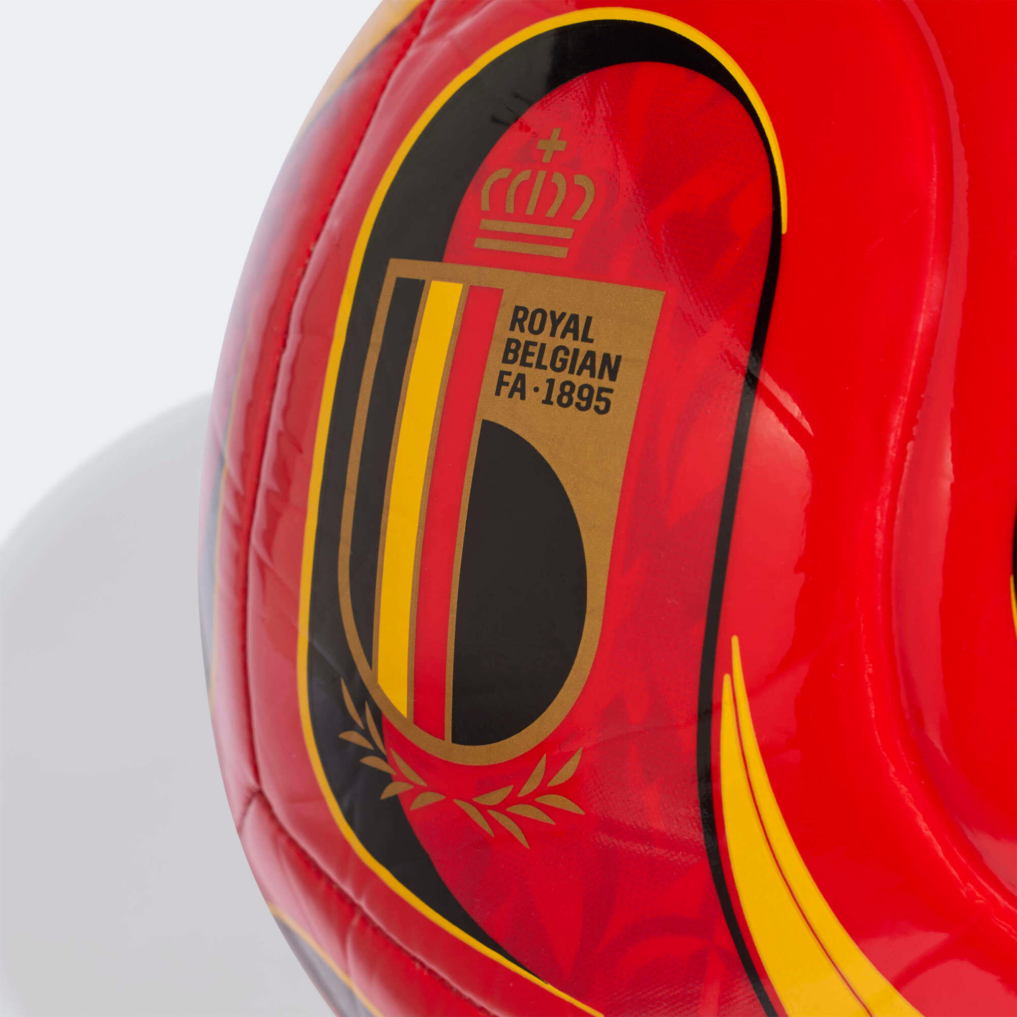Ballon de football adidas Trionda Club Belgique Domicile 3/4