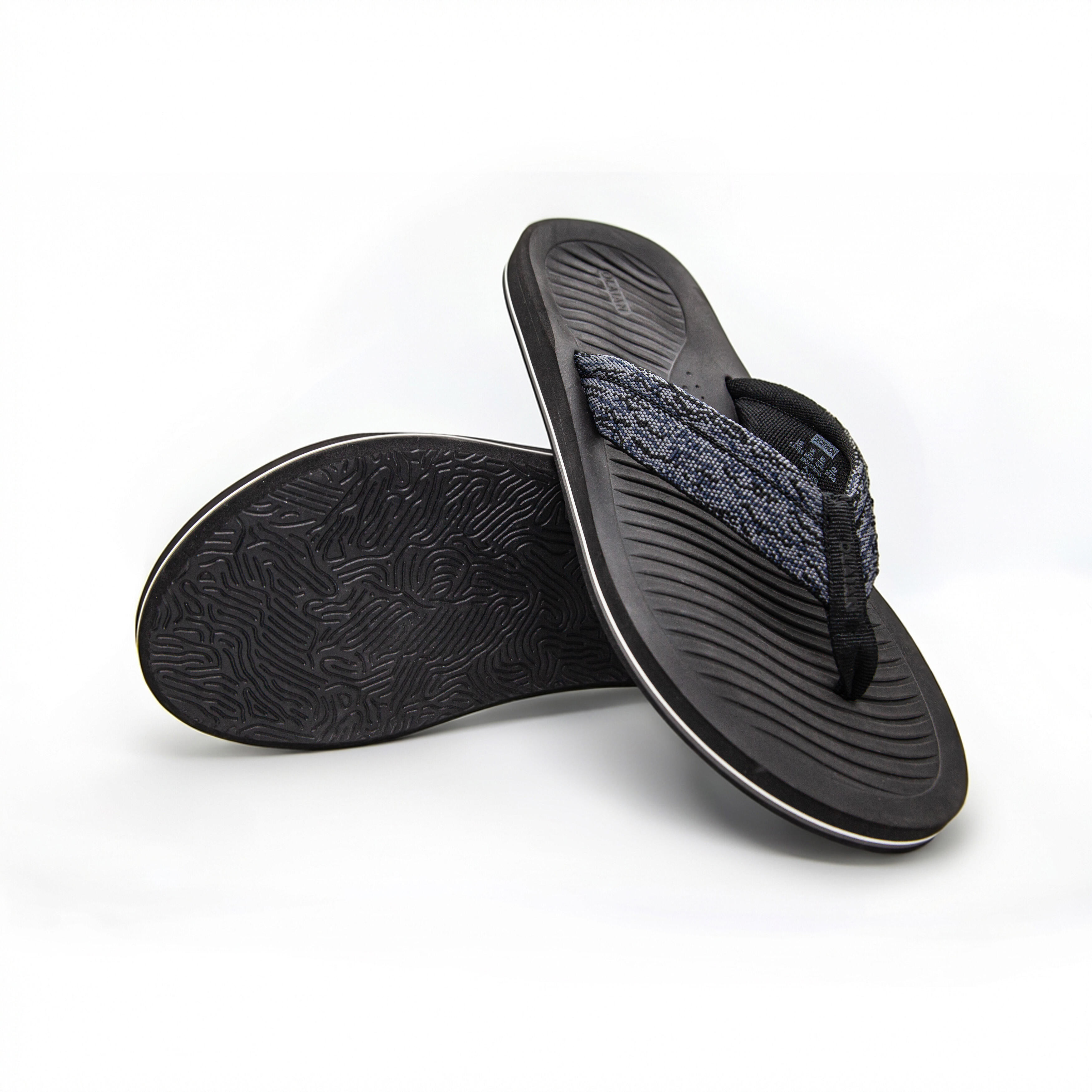 DECATHLON Pánske žabky 550 čierne 39-40 · záber 4