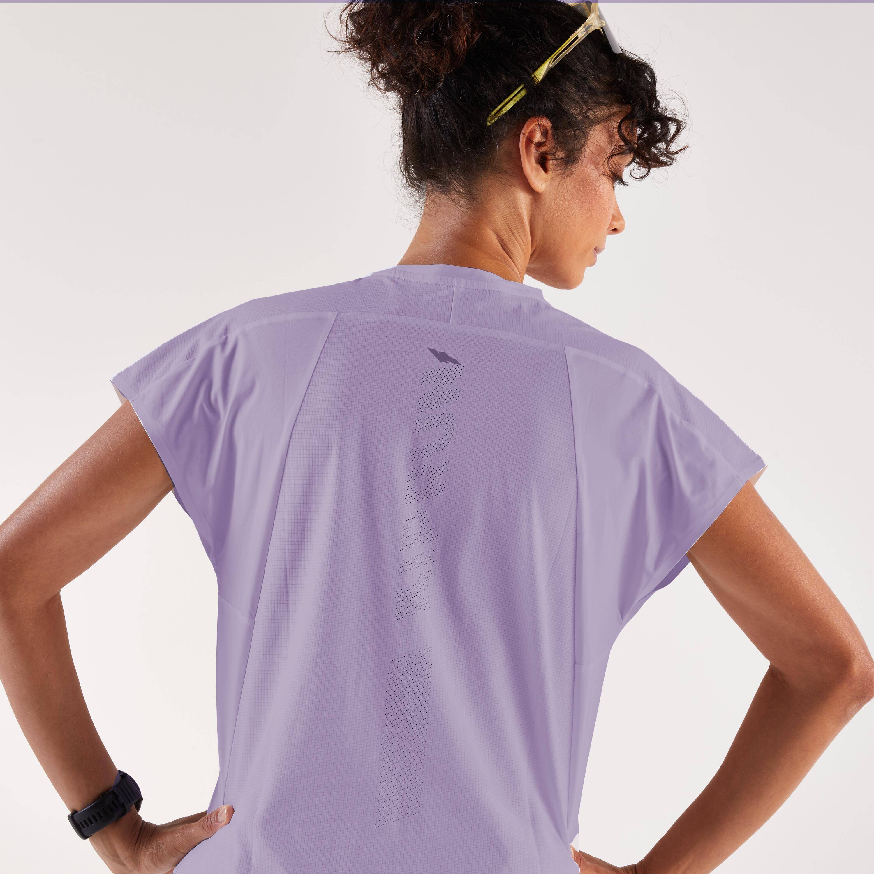 KIPRUN Run 900 Light Women's Lightweight Running T-shirt - Purple -  2