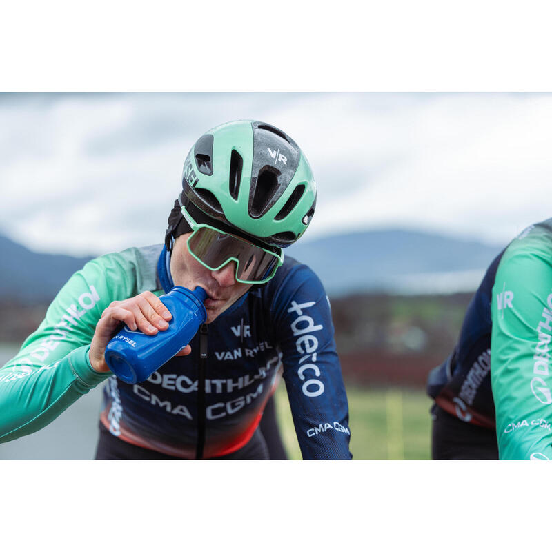 Nápoj 1:0,8 s citronovou příchutí ve spolupráci s Decathlon CMA CGM