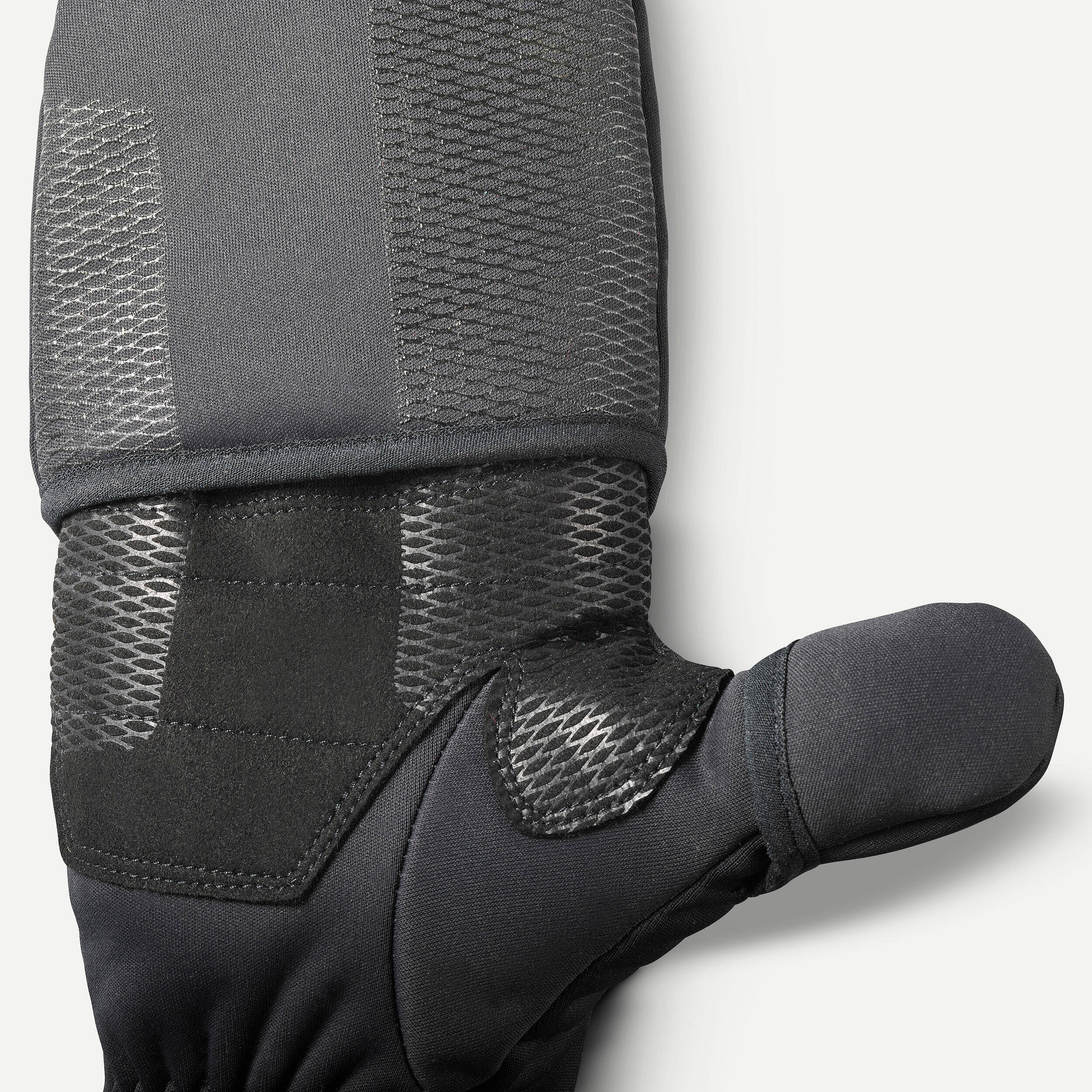 Adults’ warm and windproof trekking mittens, MT900 - Black -  3