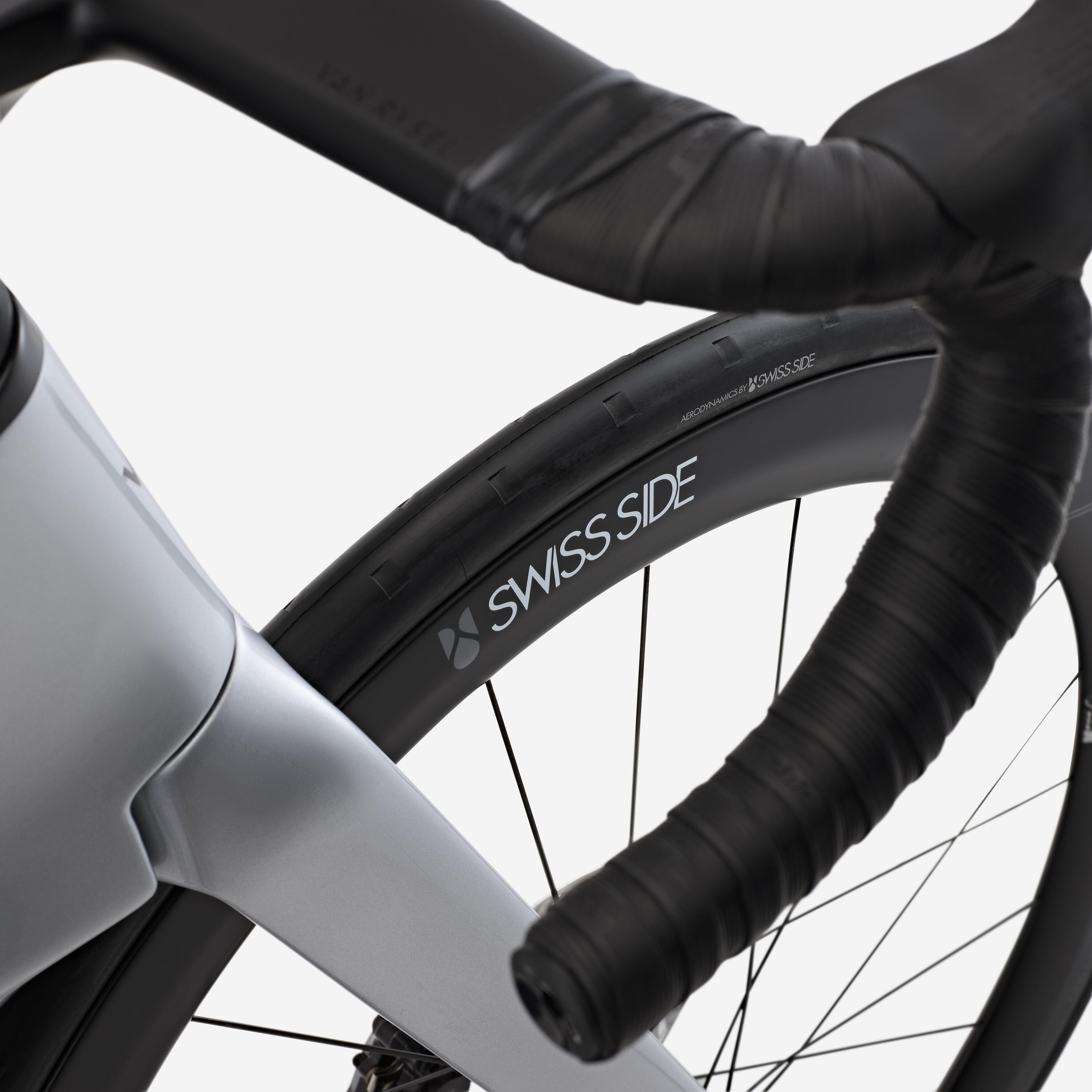 Bicicleta de Estrada Shimano ULTEGRA DI2 2x12v Sensor Potência RCR-F Pro Cinza 13/17
