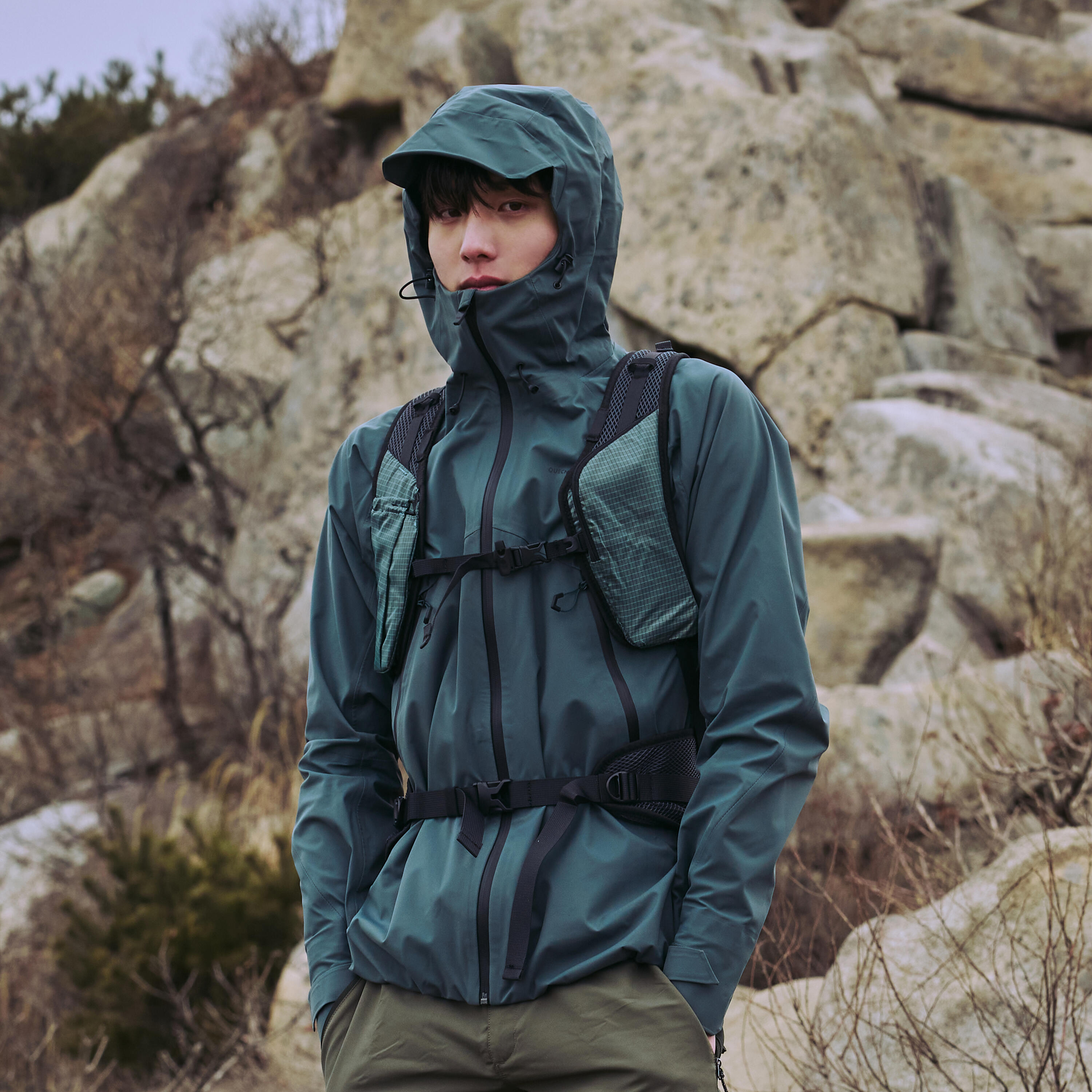 Veste de randonnée montagne imperméable homme, MH500 vert 3/14