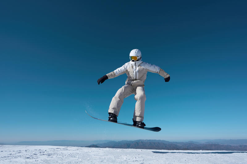 Is een skihelm verplicht? Alles over de regels op de piste