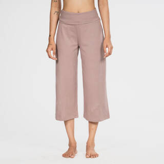 Women's high-waisted yoga capris