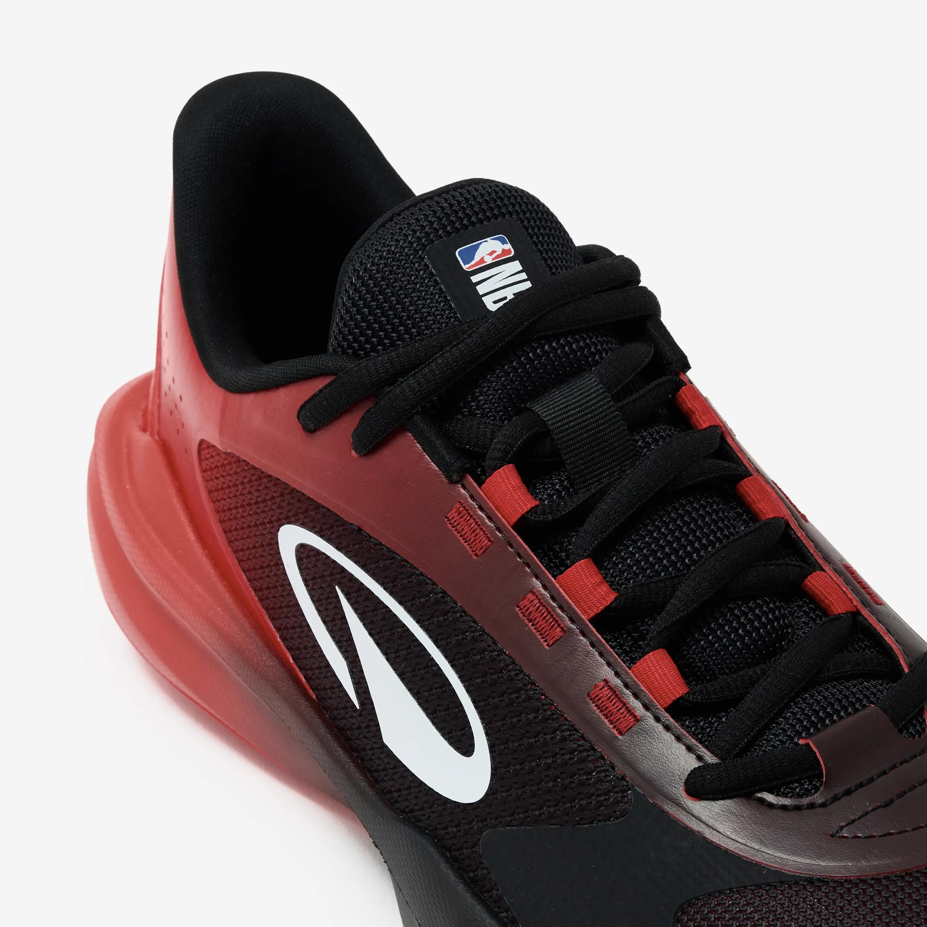 Basketbalschoenen Fast 500 NBA Chicago laag zwart/rood 3/9