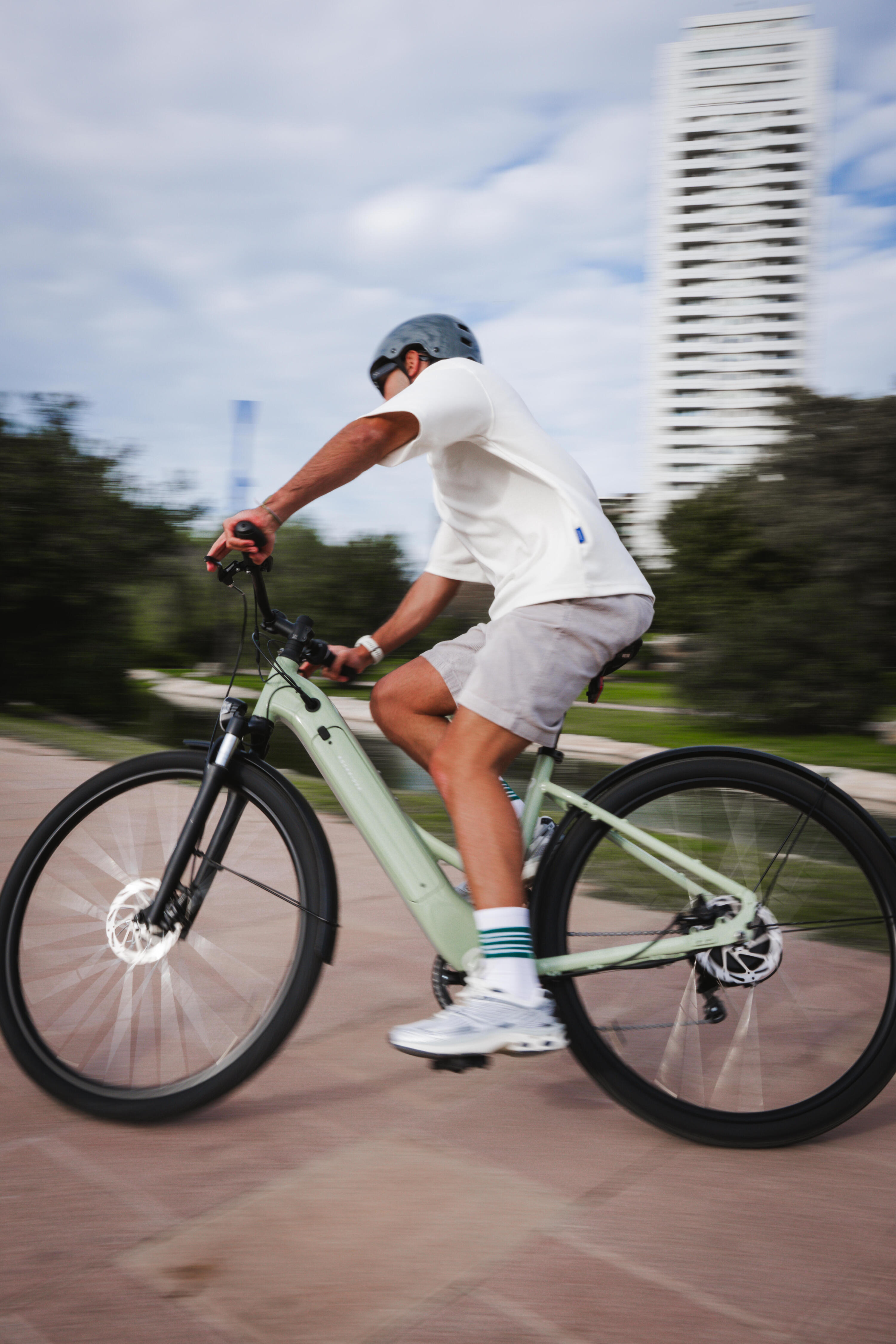Elektrisches Tiefeinsteiger-Mountainbike, E- Activ 100 Mandelgrün 11/12