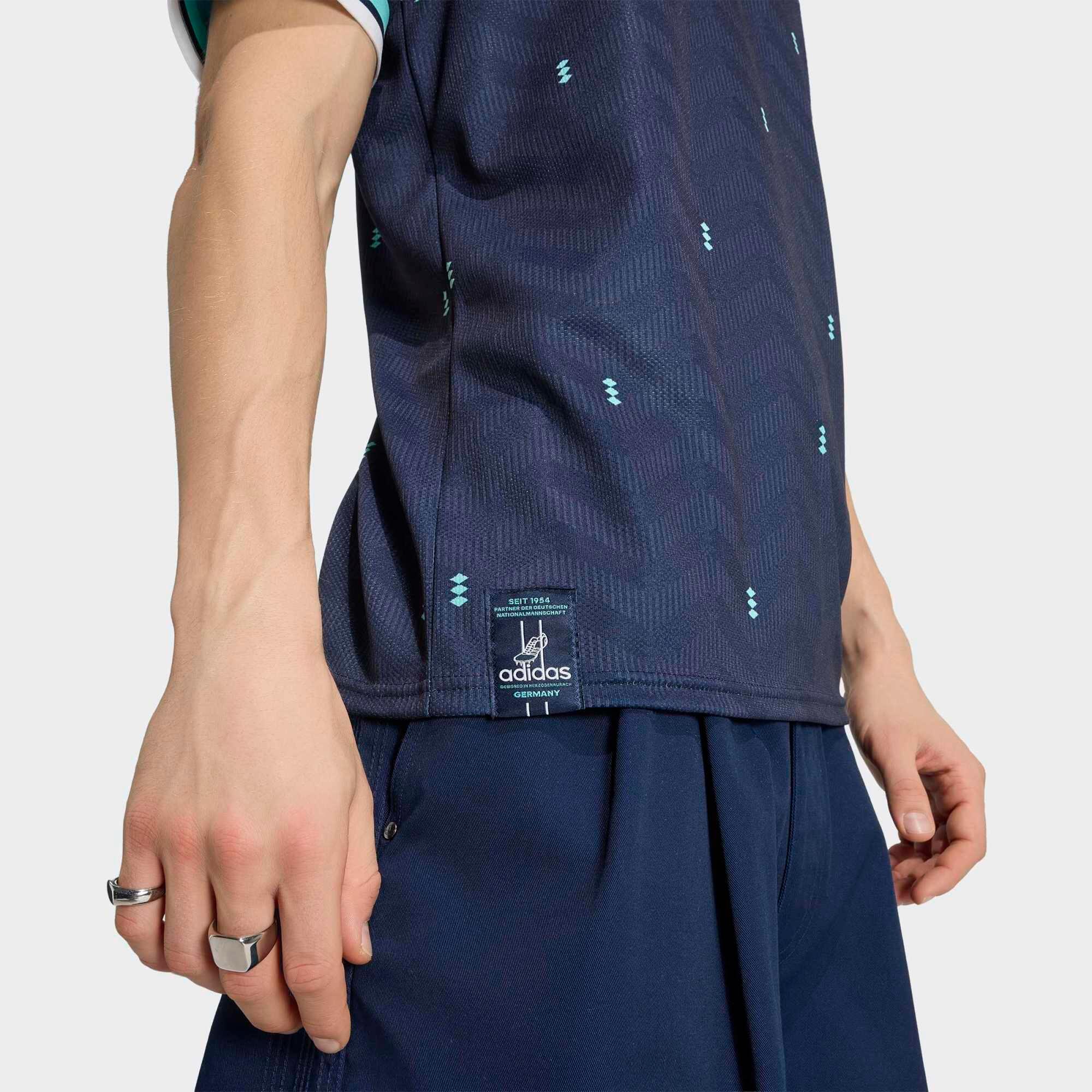 Camisola Réplica Alternativa de Futebol Alemanha 26 Adulto 5/7