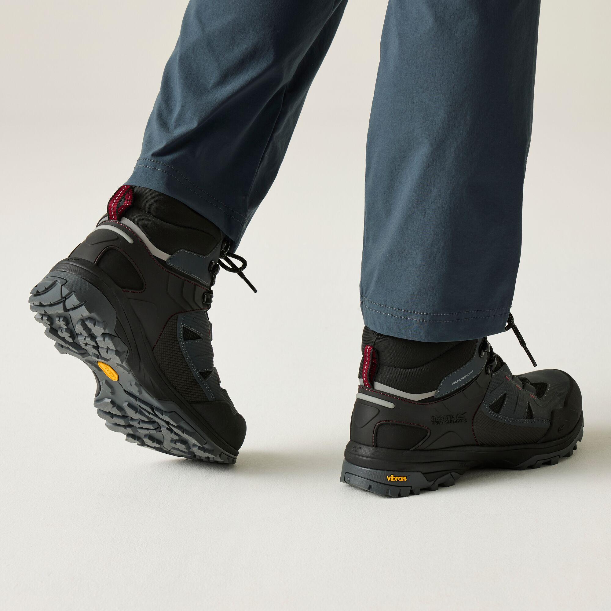 IT REGATTA REGEN BOOT BLACK UO 12/20