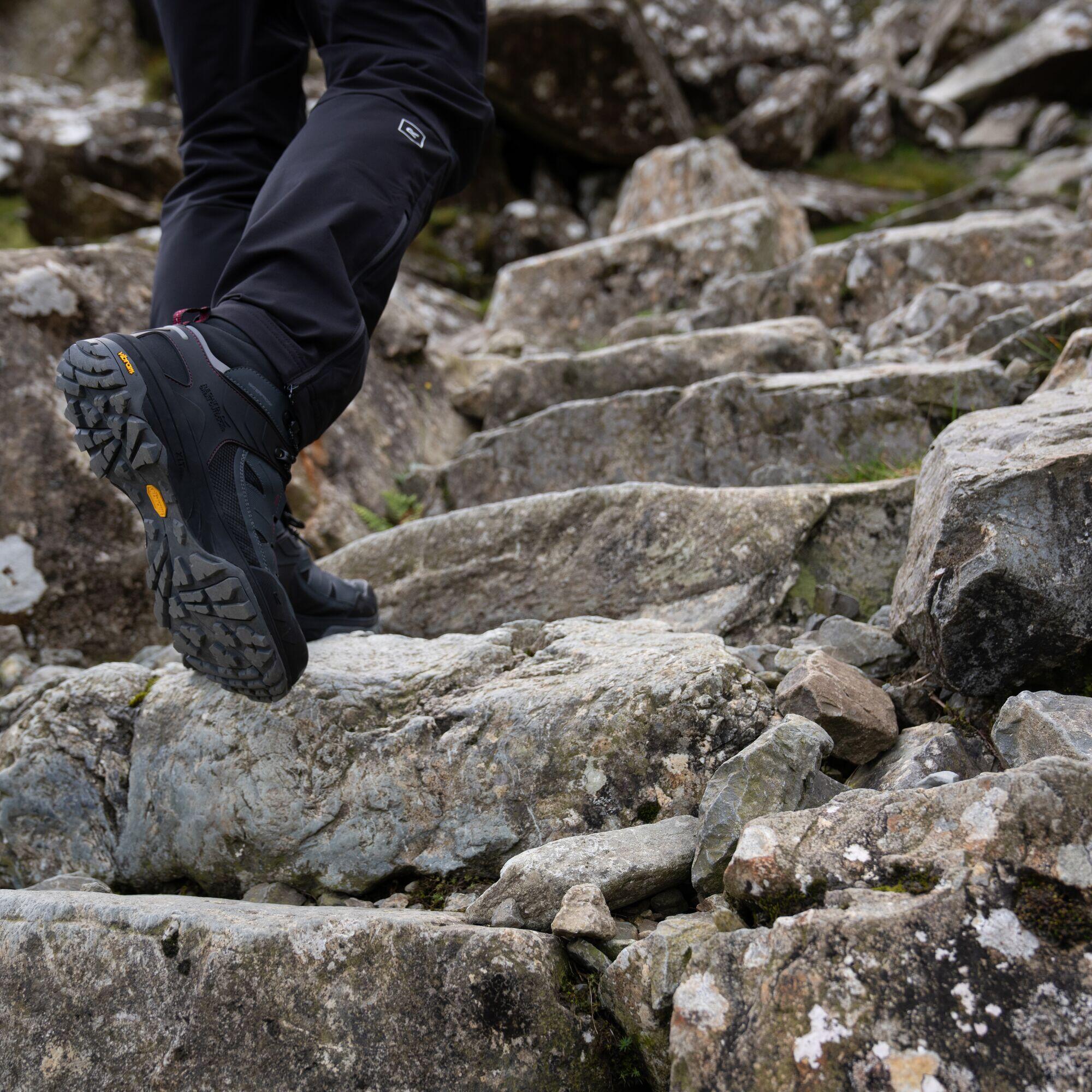 IT REGATTA REGEN BOOT BLACK UO 7/20
