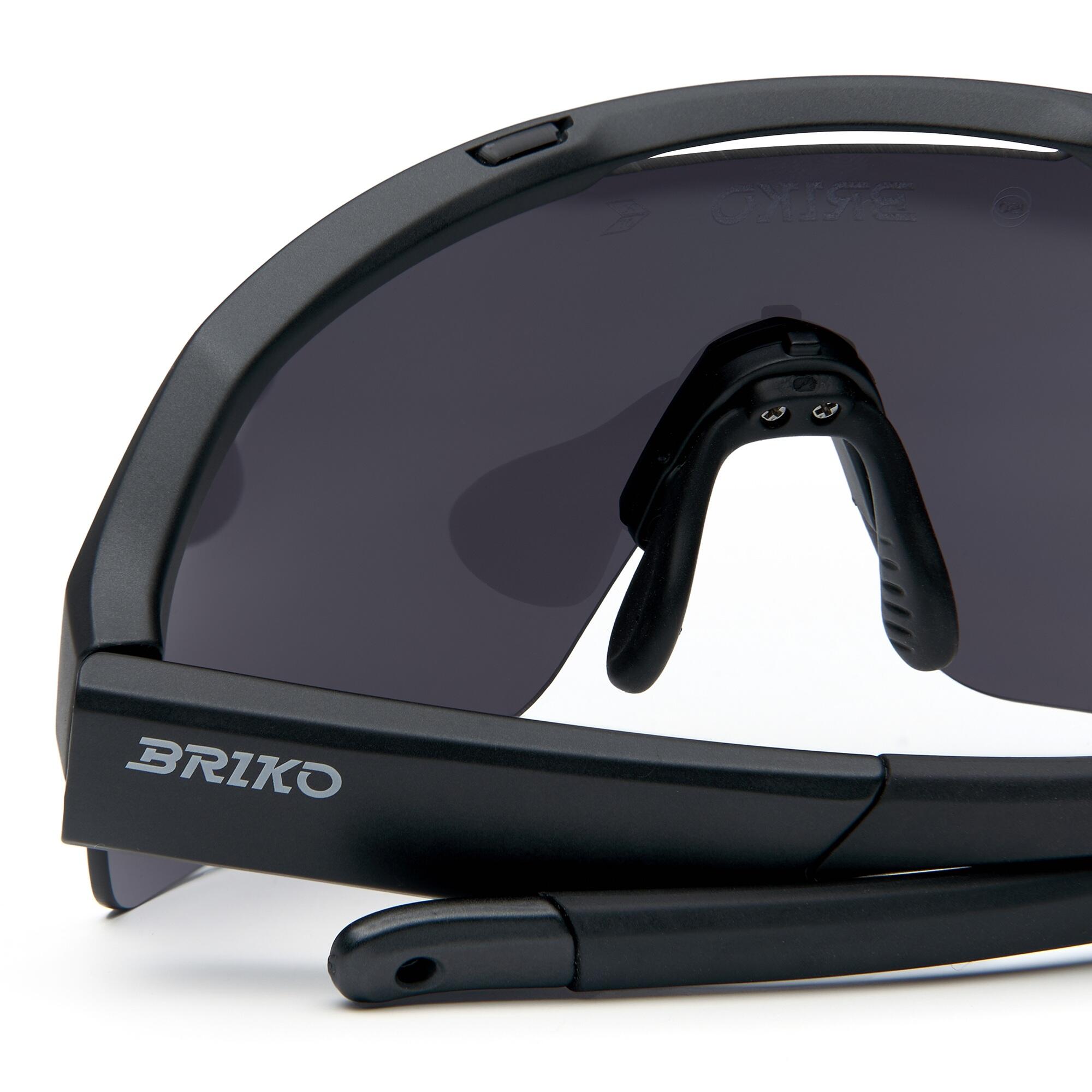 Occhiali da sole ciclismo Briko Load Black Metallic Optical Adapter neri 2/5