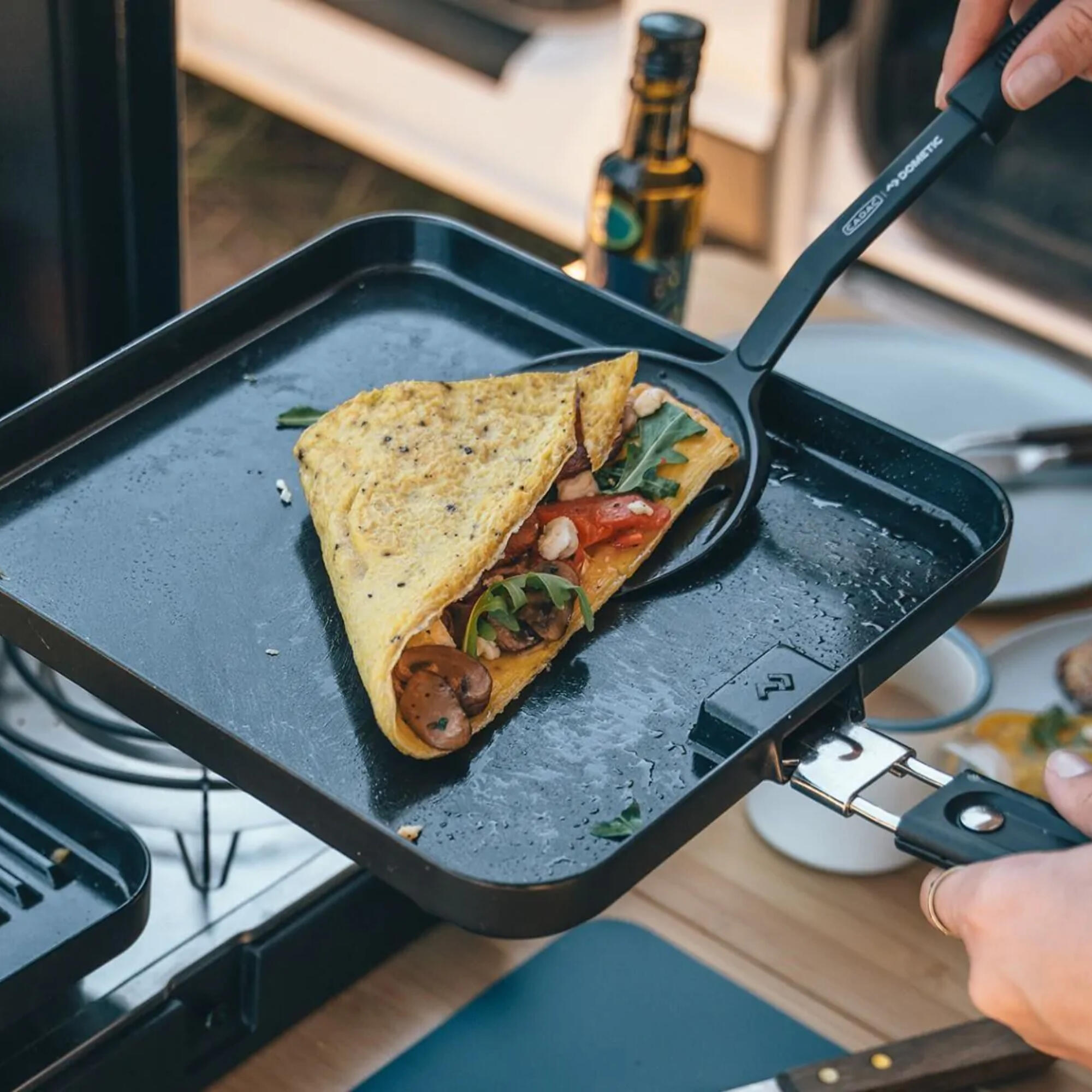 Keramische grill- en bakplaat 2 Cook, afneembare handgreep 6/7