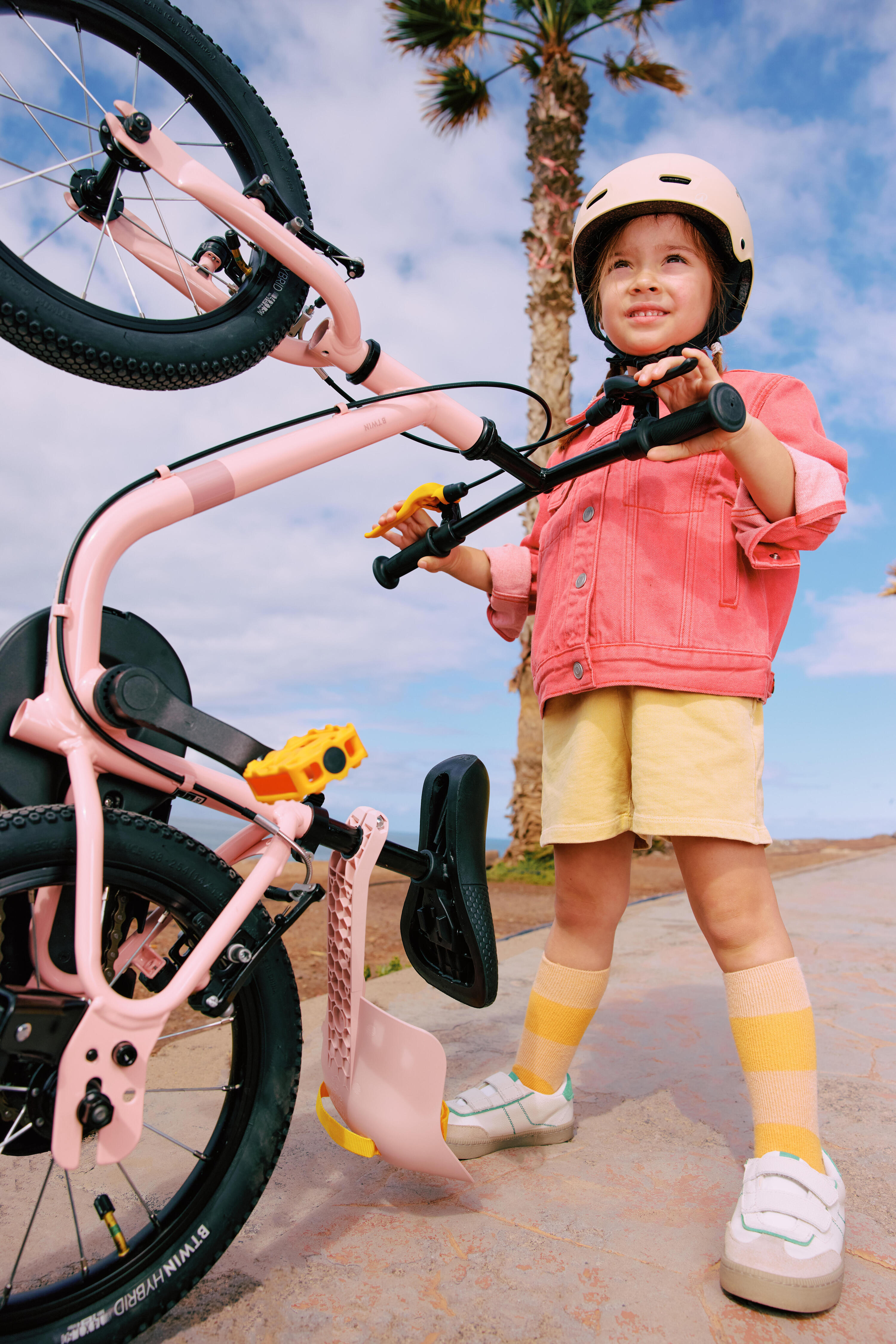 Kids' Bicycle Helmet, Move 500 47–59 cm 18/21