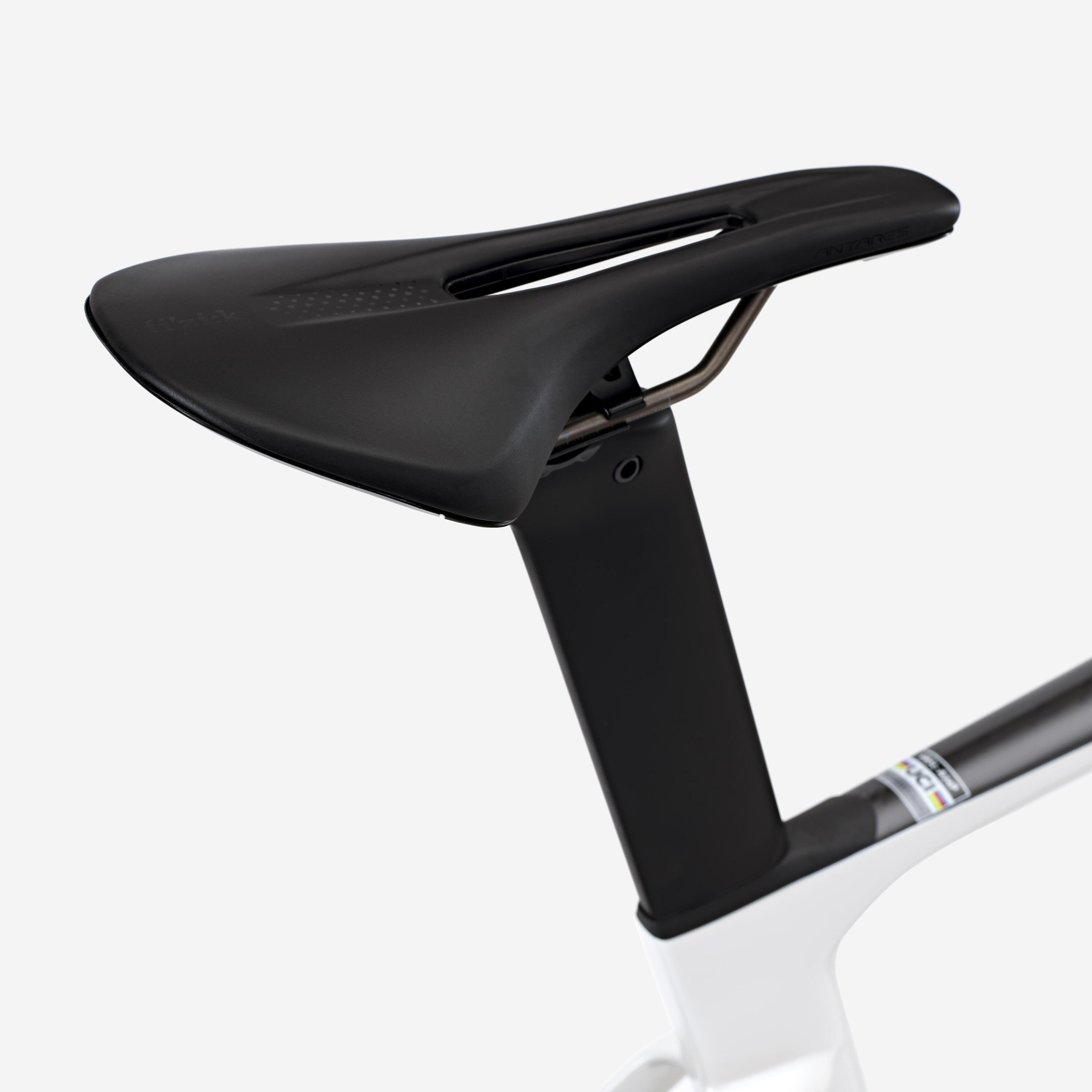 Rennvelo Shimano Ultegra DI2 2x12g Leistungsmesser, RCR-F Pro weiss 8/17