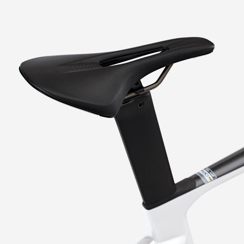 Silniční kolo RCR-F2 Pro Shimano Ultegra Di2 2×12 rychlostí se snímačem výkonu