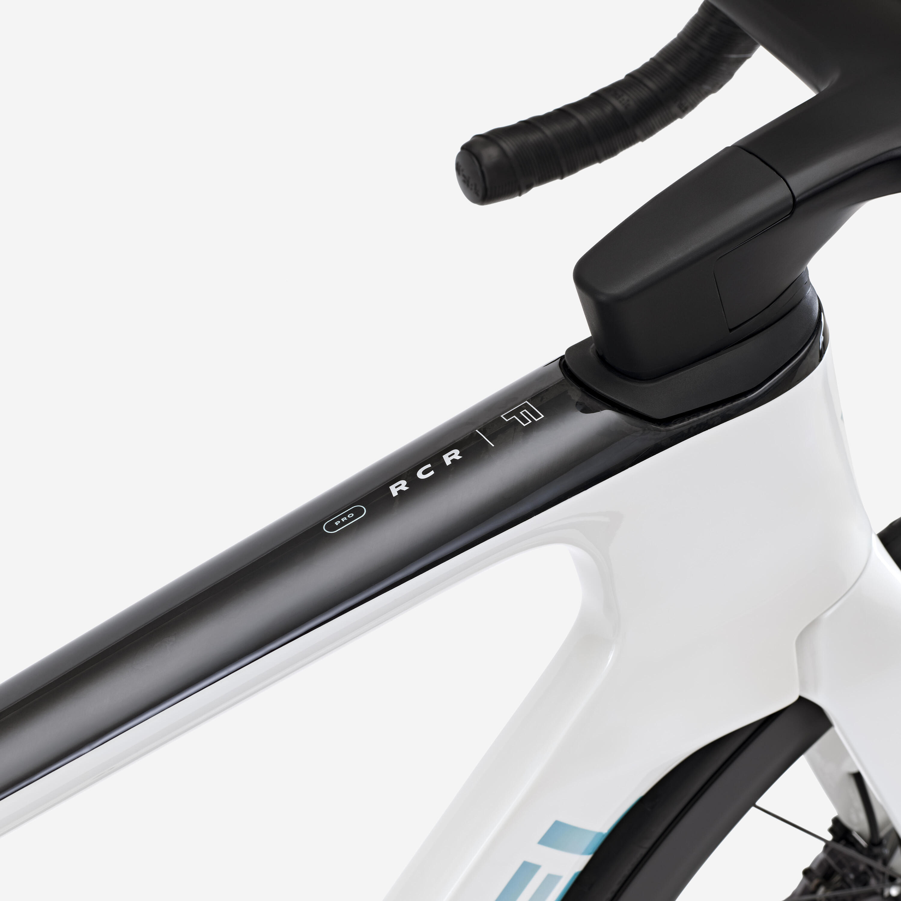 Rennvelo Shimano Ultegra DI2 2x12g Leistungsmesser, RCR-F Pro weiss 10/17