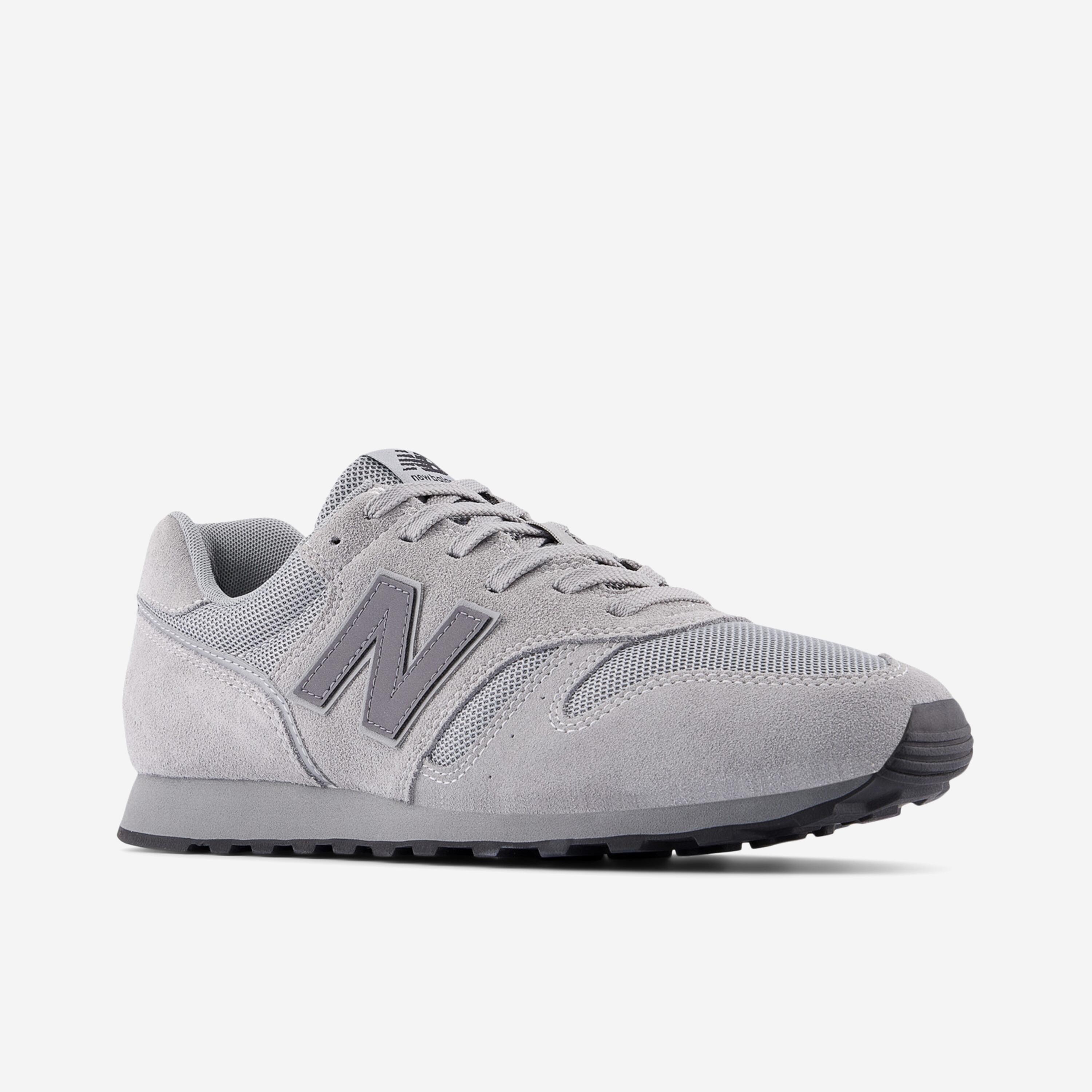 Ténis de Homem, New Balance 373 cinzento escuro 3/6