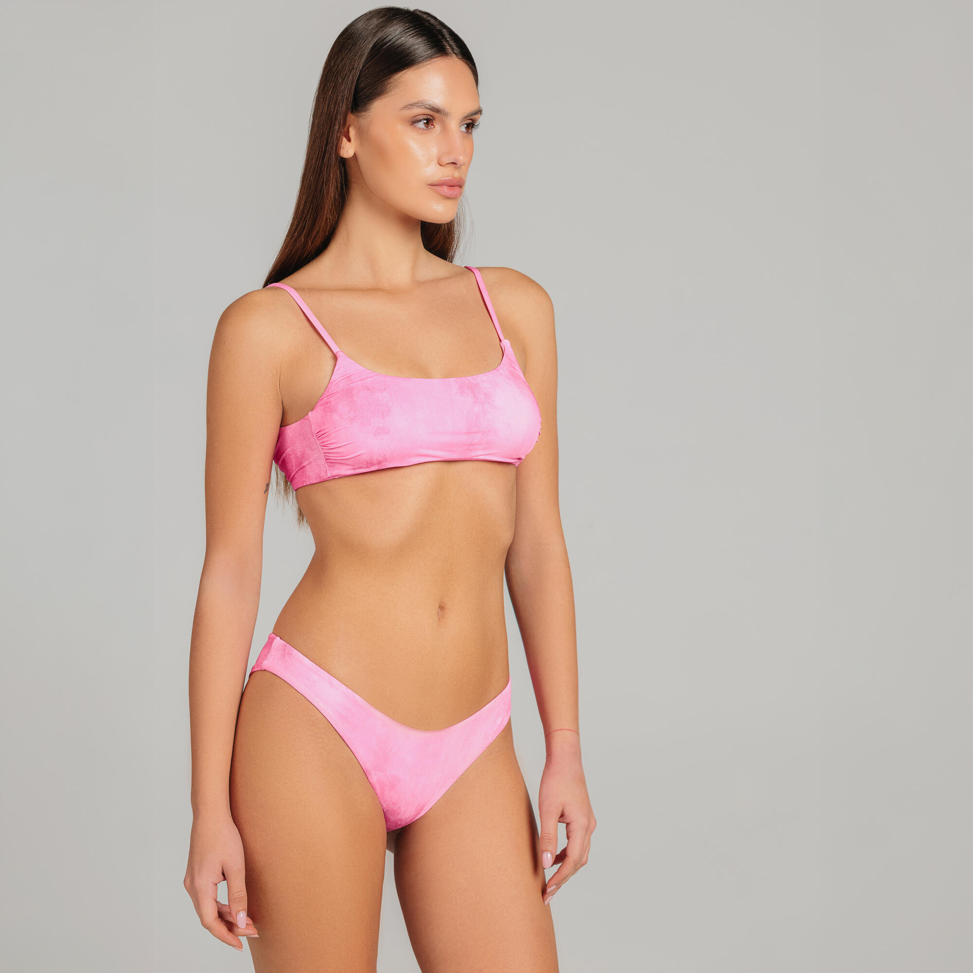 Bikini costume due pezzi - top fascia e slip a “V” brasiliano rosa 3/9