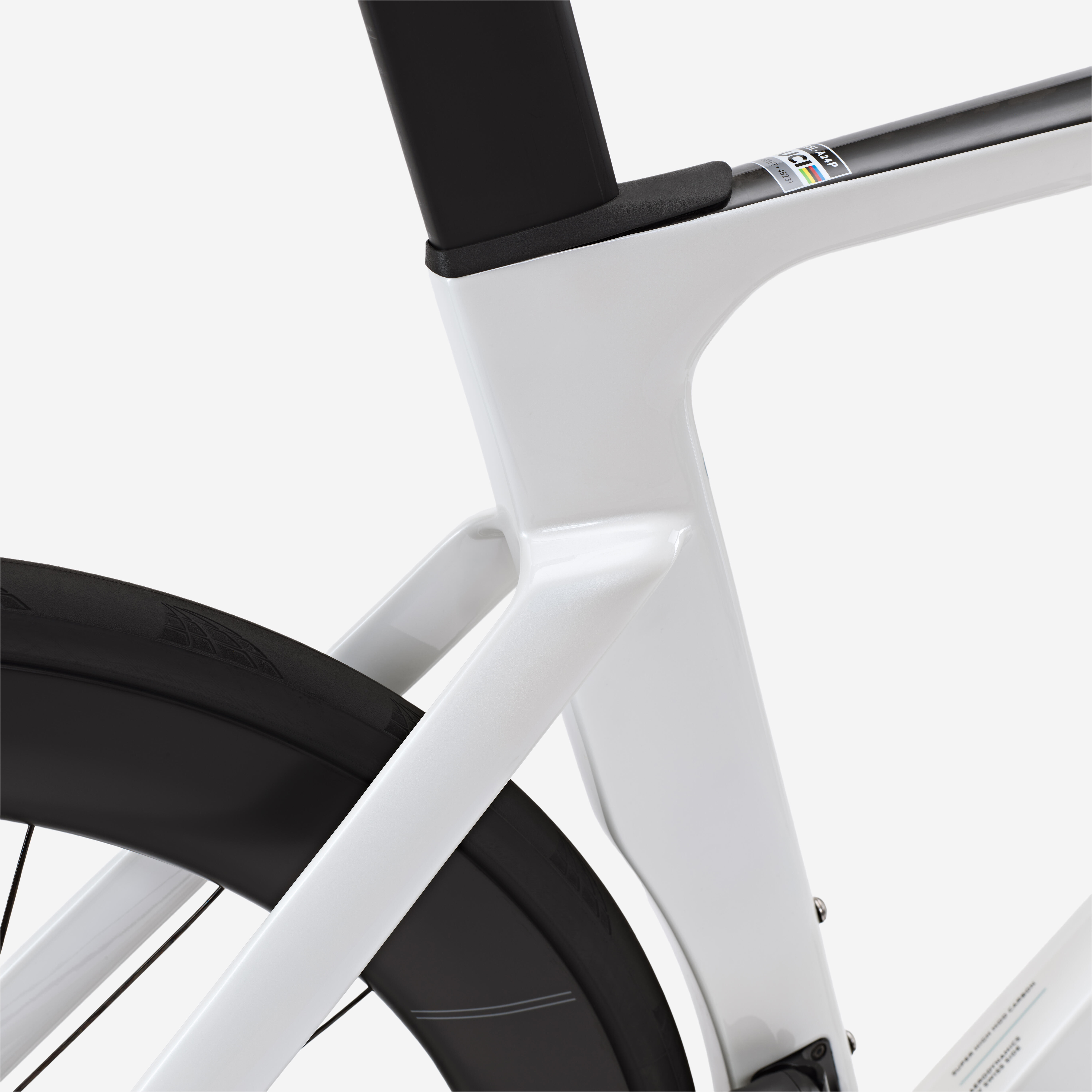 VAN RYSEL Cestný bicykel RCR-F2 Pro Ultegra DI2 2x12 PWM biely L · záber 10