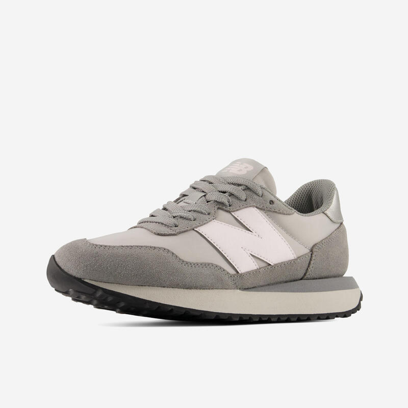 Női sneaker - 237-es