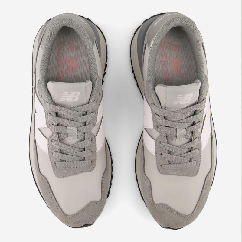 Női sneaker - 237-es