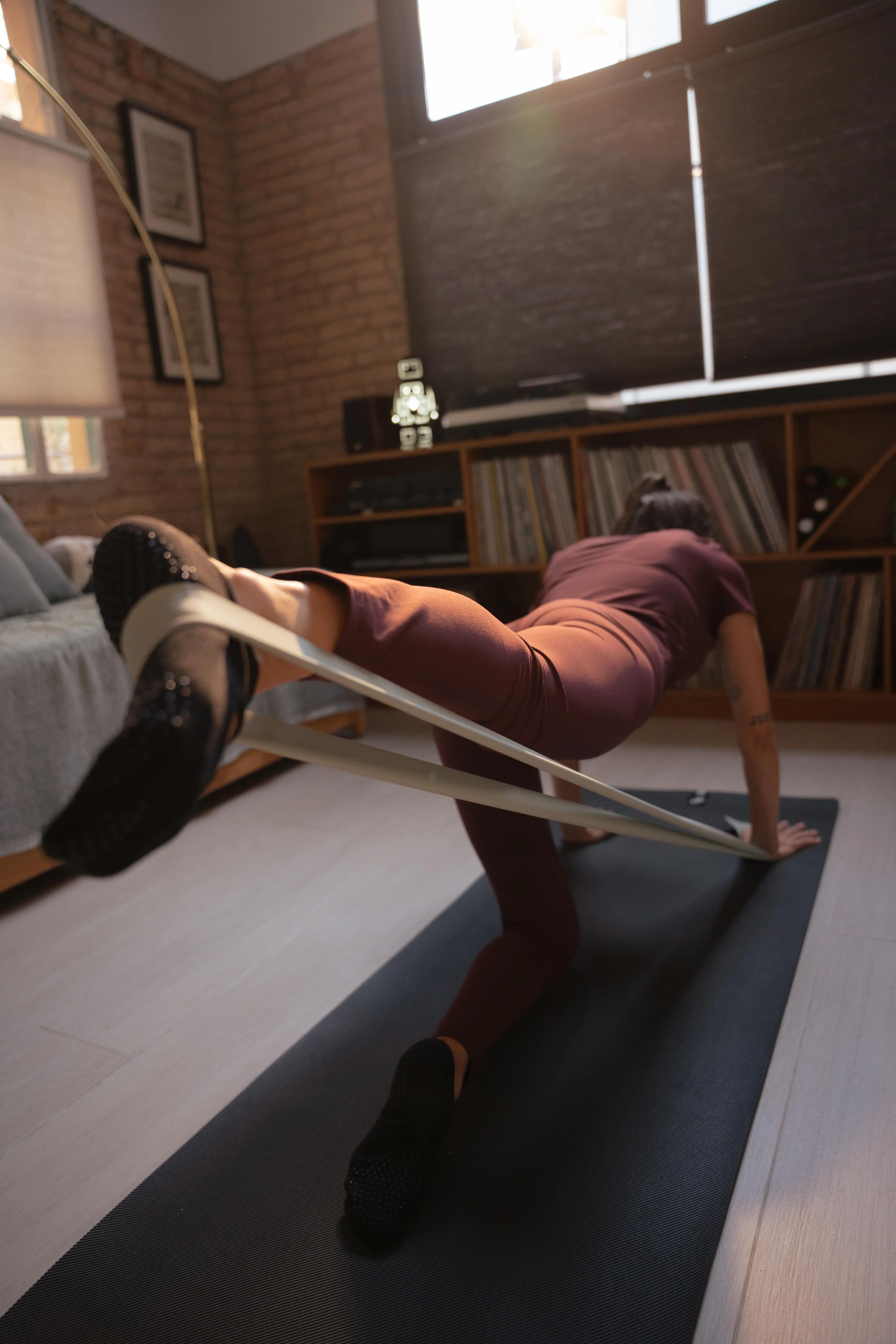 Guma na pilates se středním odporem 3 kg 8/8