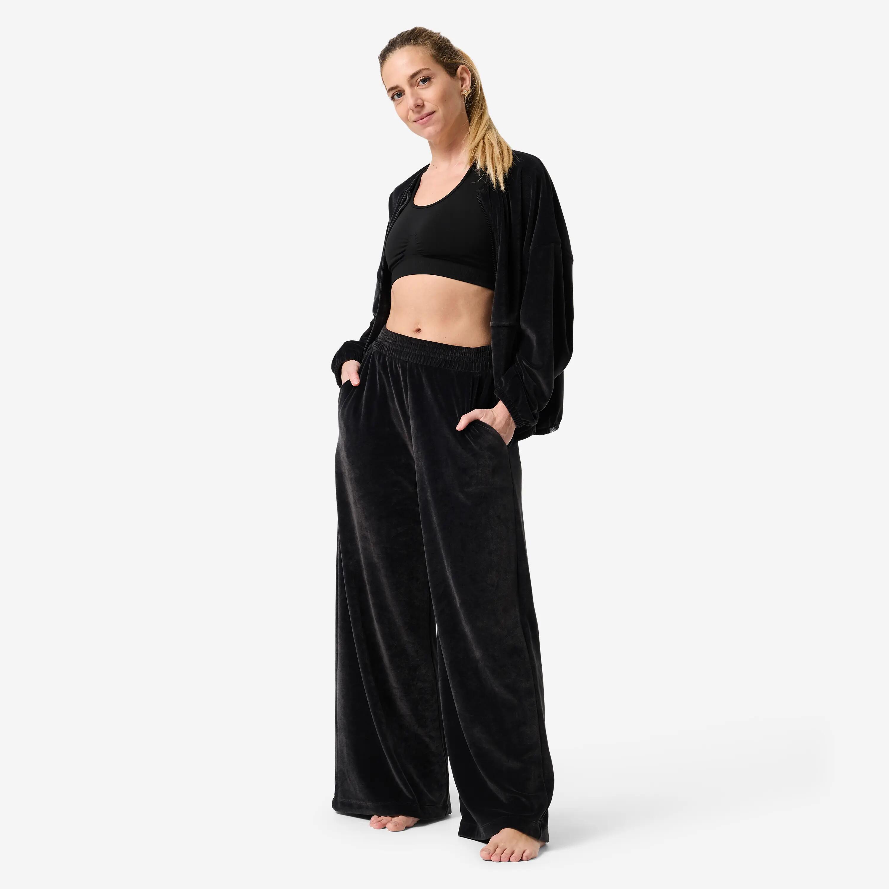 Women loose-fitting yoga and Pilates trousers in warm, breathable velour, black -  4