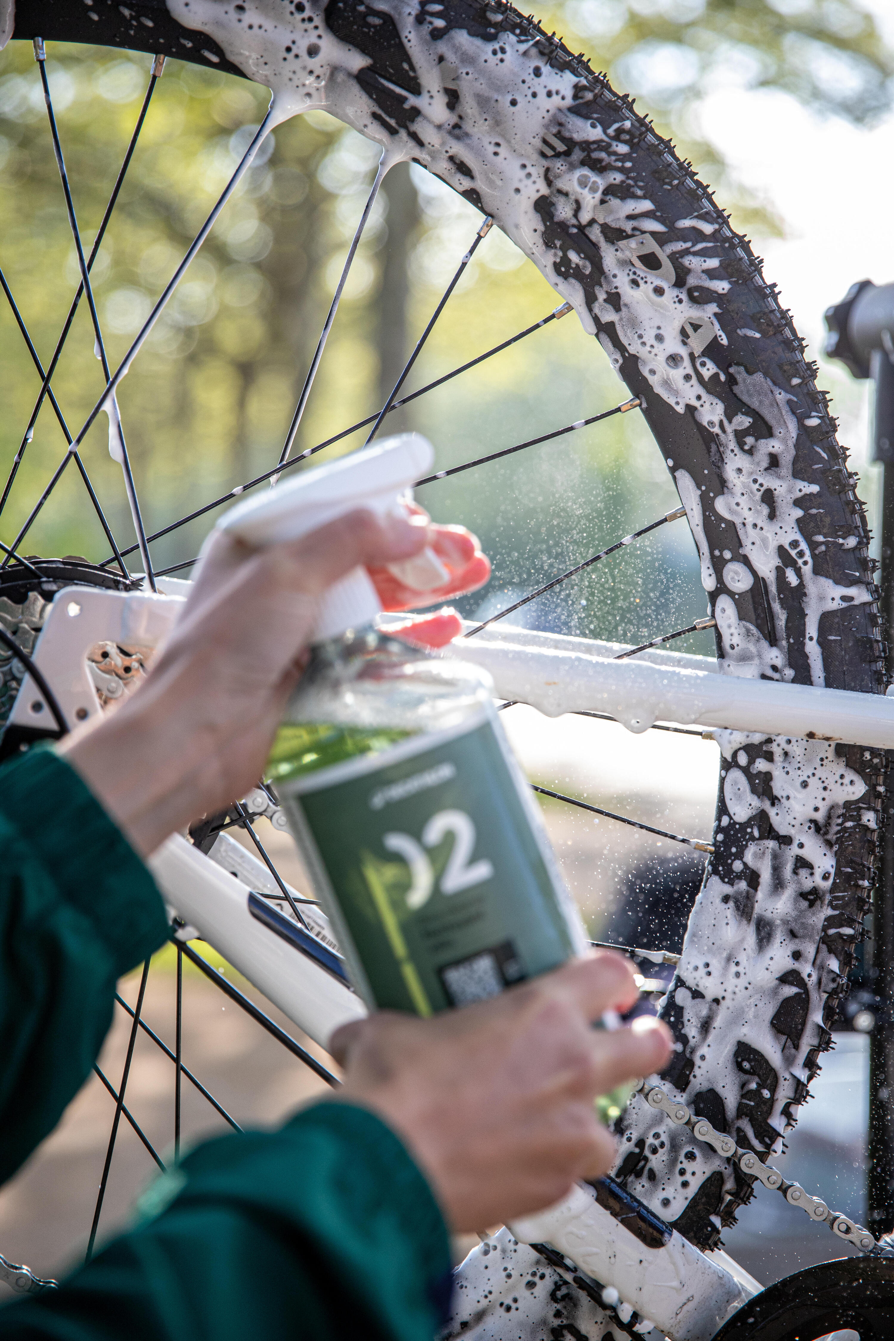 Bike Cleaner 1 L (1 qt) 2/13