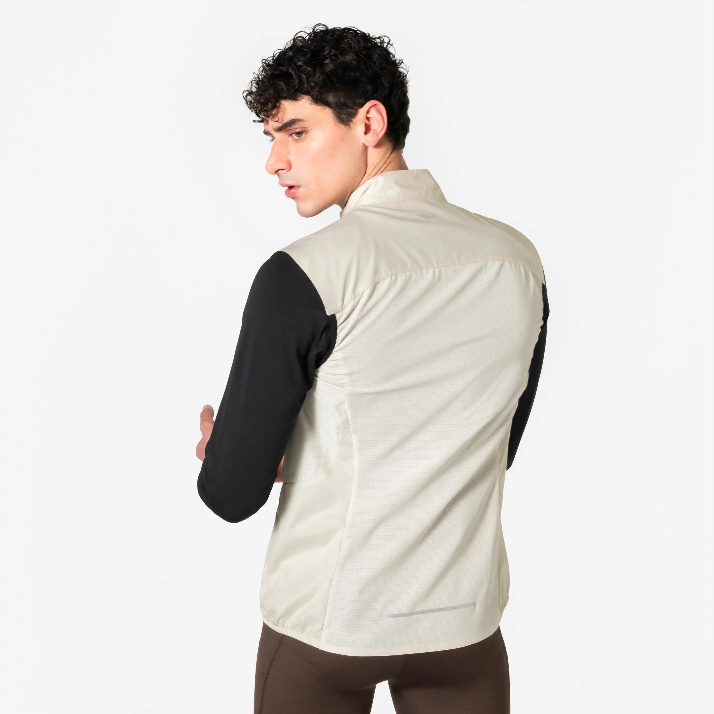 Gilet antivento running uomo RUN FLOW beige 3/13