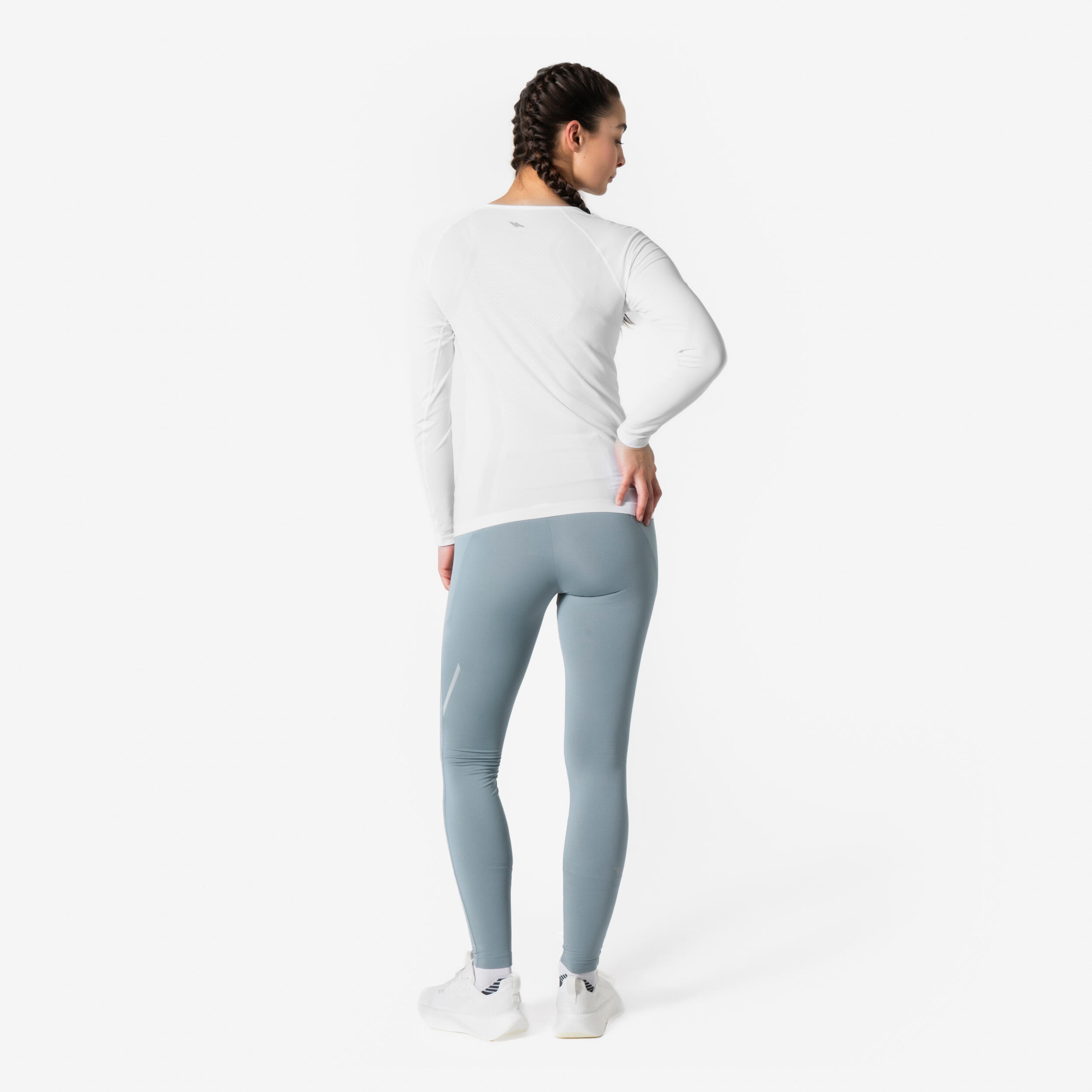 T-Shirt manches longues running Femme sans couture, KIPRUN Run 500 blanc 4/11