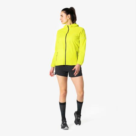 Куртка жіноча Run Rain 900 для бігу водонепроникна зелена