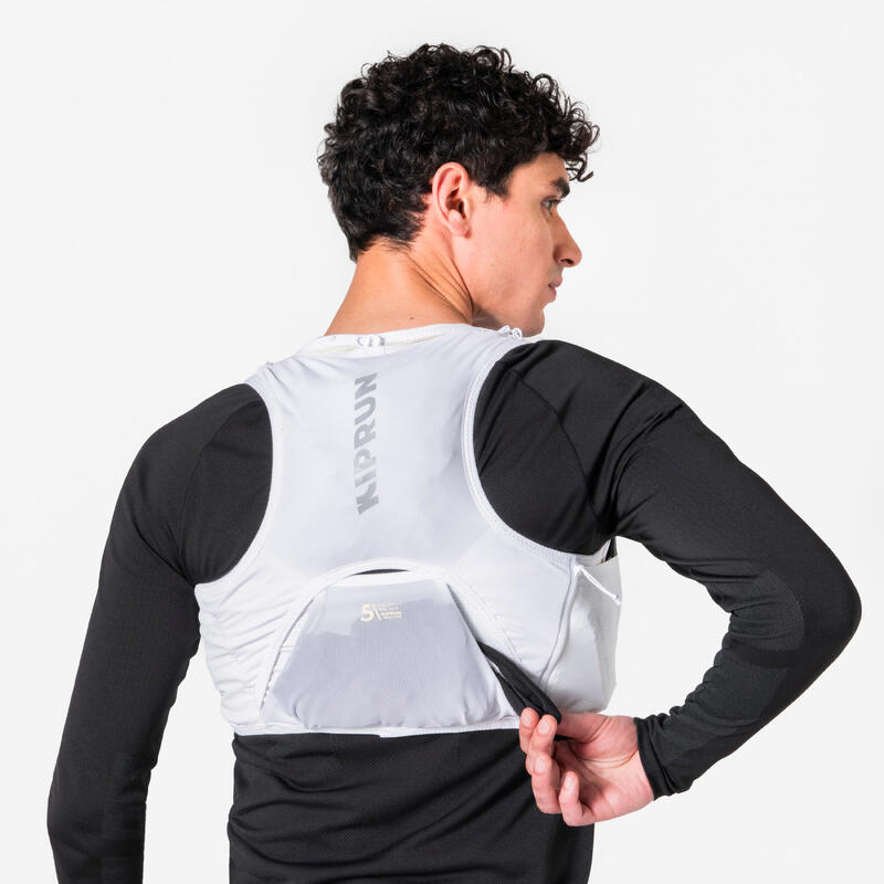 Vestă de hidratare la alergare unisex - KIPRUN PROTEAM 5 alb
