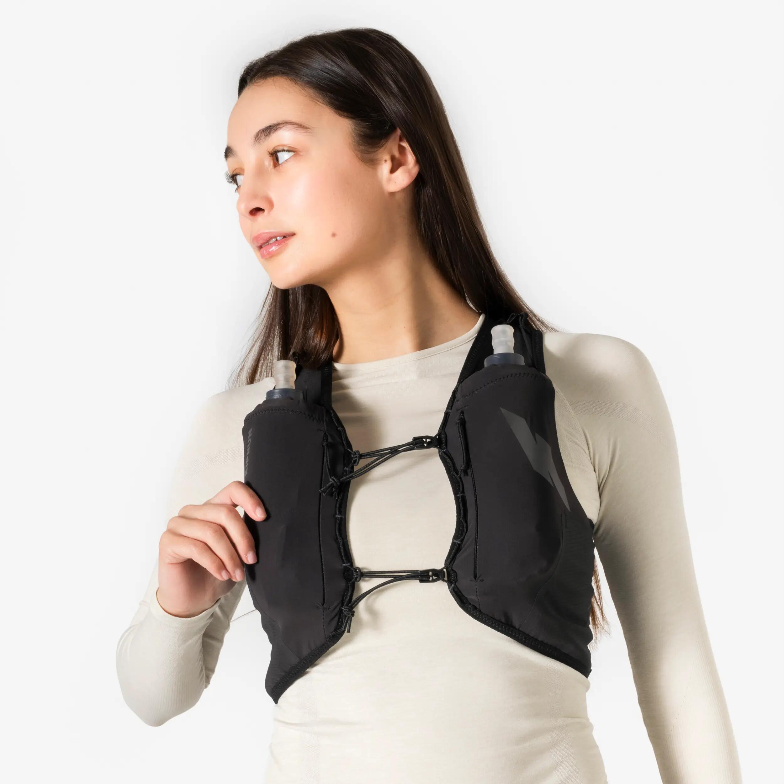 Vestă de hidratare pentru alergare unisex - KIPRUN PROTEAM 5 negru 24/26