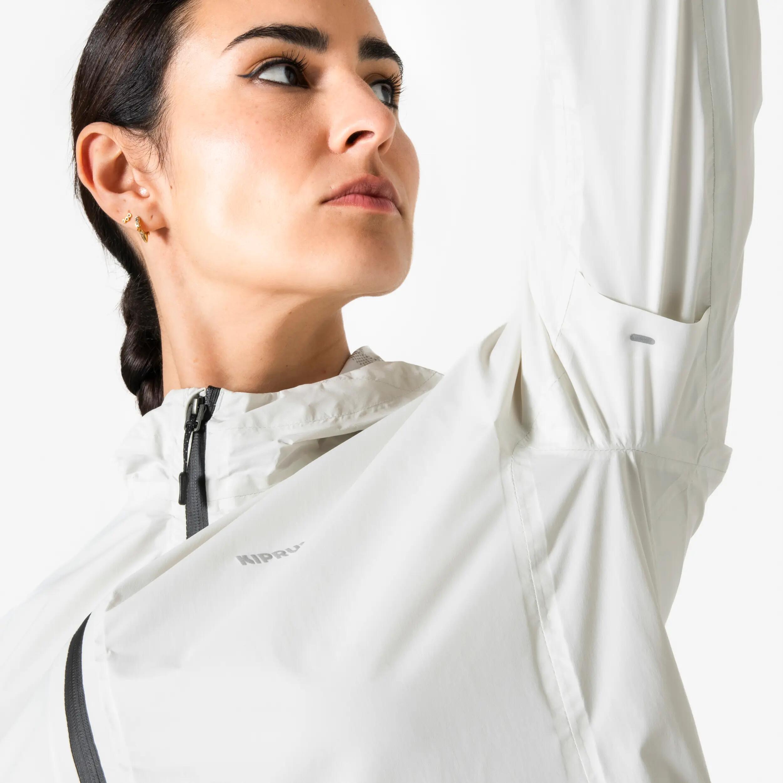 Dámská běžecká bunda nepromokavá Kiprun Run Rain 900 12/15