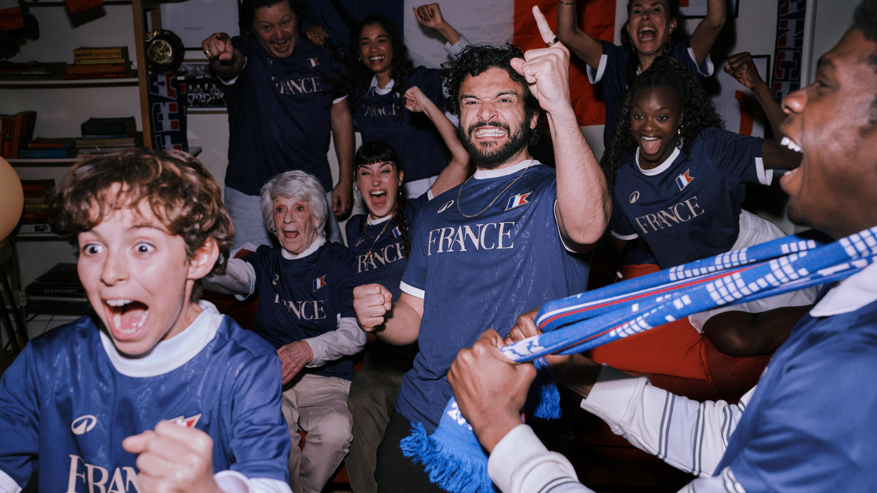 Kids’ France Supporter Soccer Jersey  3/8