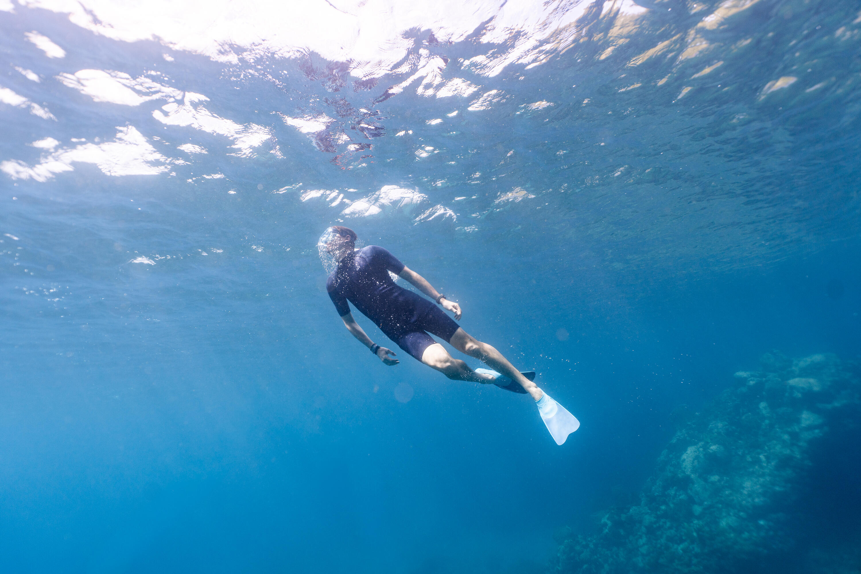 Krótka pianka do snorkelingu męska Decathlon Essential Ocena kauczuk 2 mm 9/9