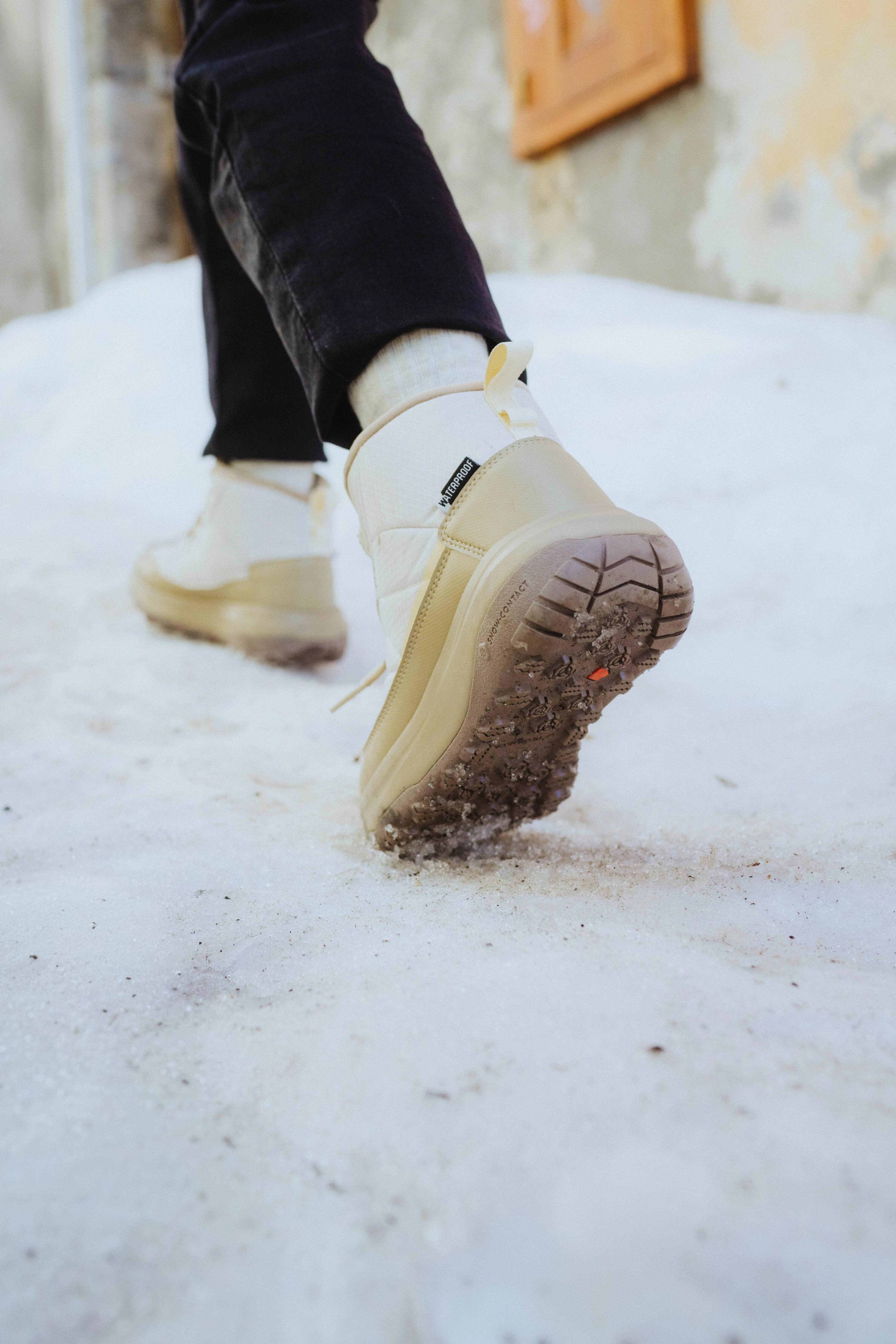 Seconde vie - Chaussures hiver de randonnée imperméables enfant du 30 au 38, ... 12/15
