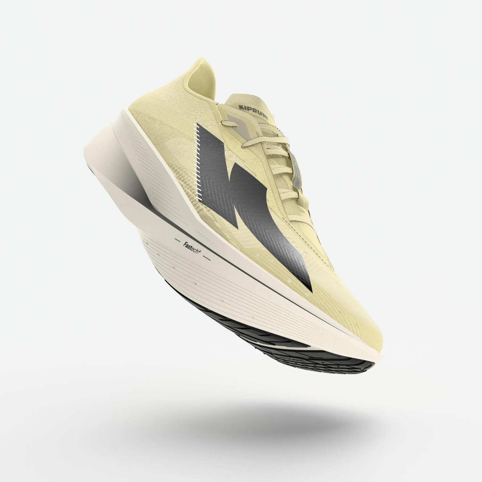 Zapatillas running con placa carbono hombre, Kiprun Kipstorm Pro amarillo 5/8